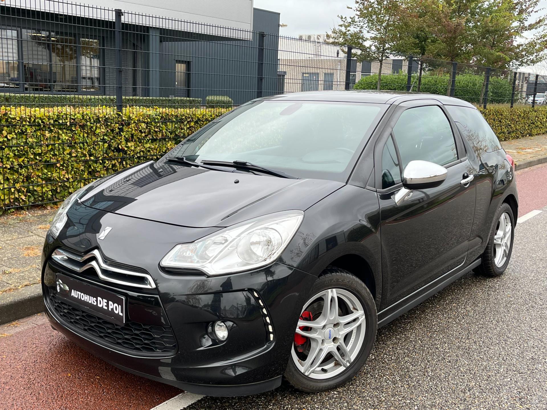 Citroën DS3 1.4 Chic Cruise/Climate-control Lm-velgen APK is Nieuw