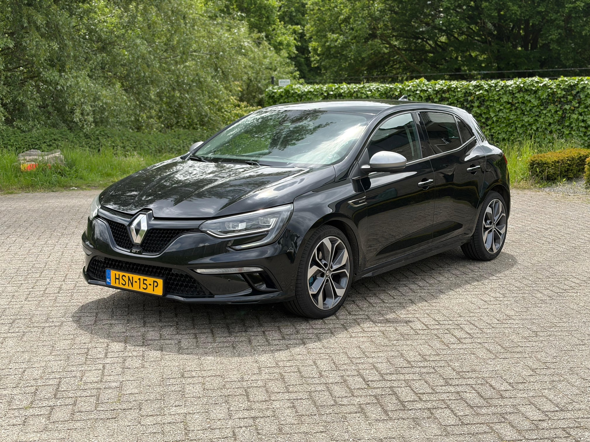 Renault MEGANE 1.3 TCe GT-Line 140PK I CAMERA I PDC I KEYLESS I NAVI I CLIMA
