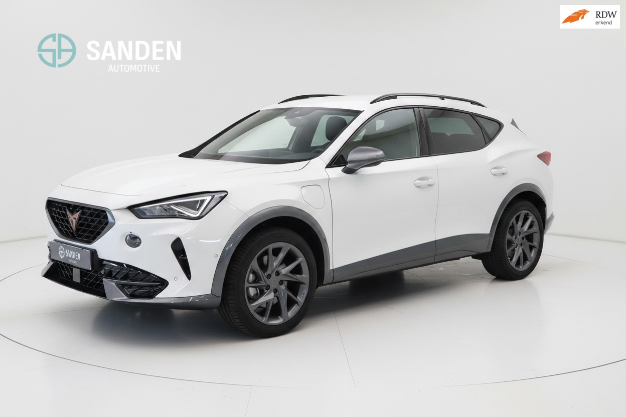Cupra Formentor 1.4 TSI e-Hybrid Essential|Automaat|LED|Navi|Camera|DAB|Donkere Hemel|18 inch