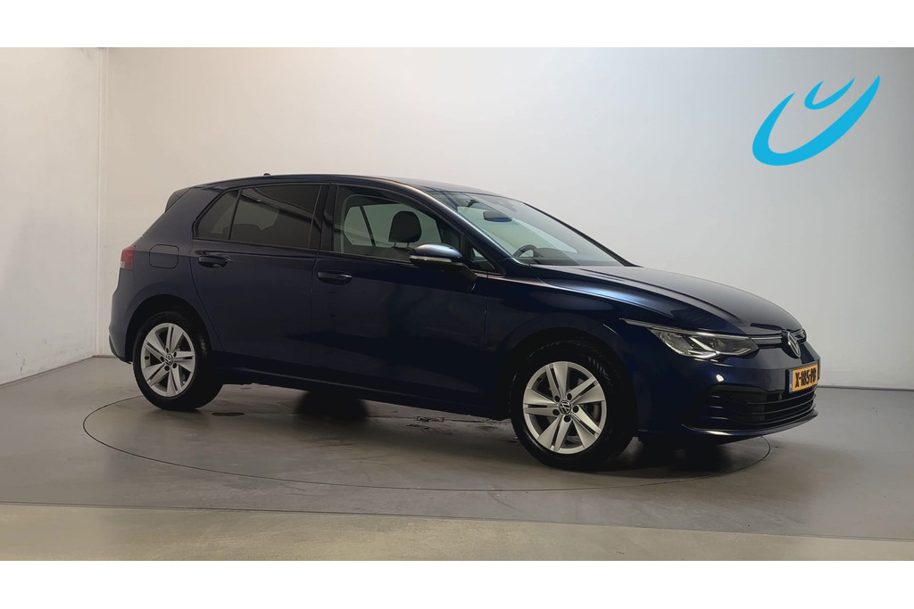 Volkswagen Golf 1.0 TSI 110pk Life Sfeerverlichting Navigatie Camera App-Connect