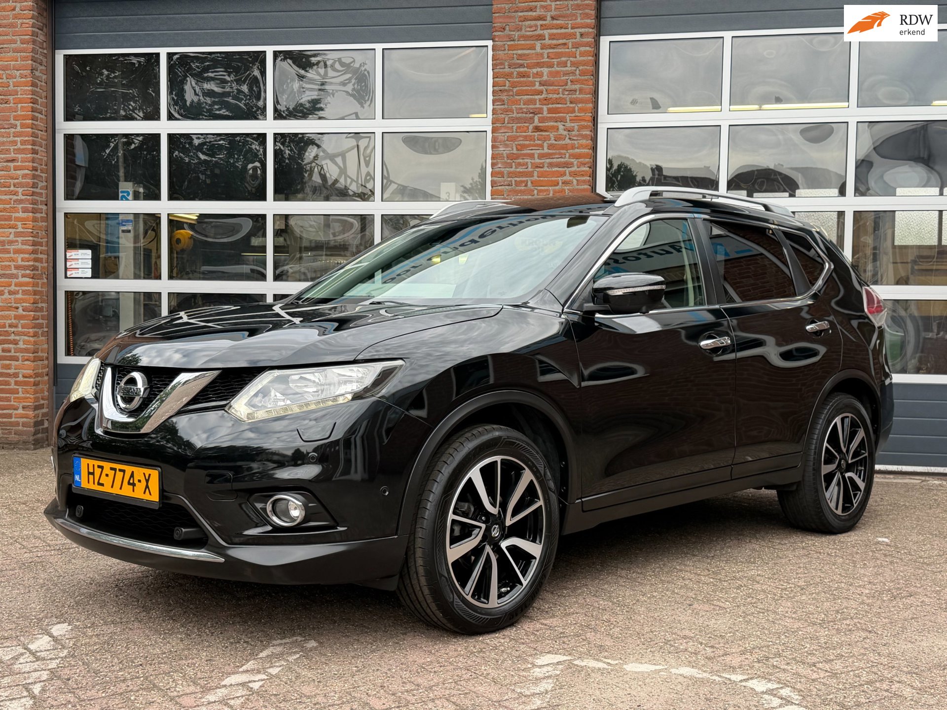 Nissan X-Trail 1.6 DIG-T Connect Edition, navi, 360 camera, panodak, trekhaak, cruise, 19 inch
