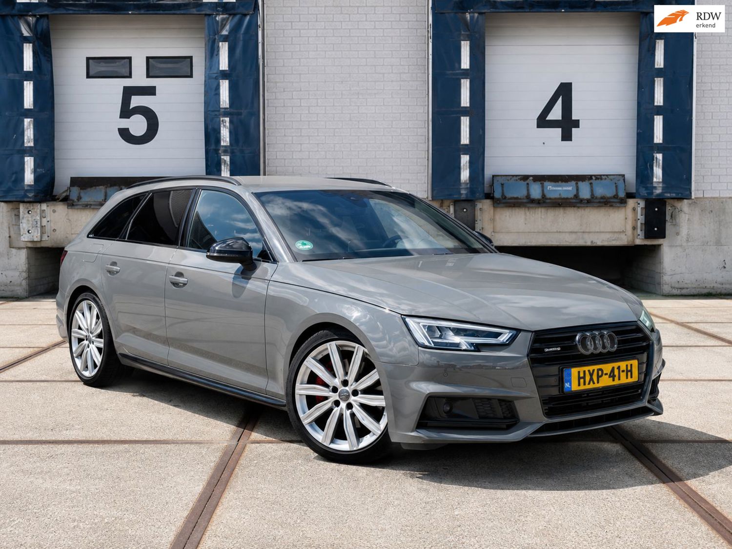 Audi A4 AVANT 2.0TFSI MHEV quattro Sport S line (252PK+GARANTIE+Black Edition)