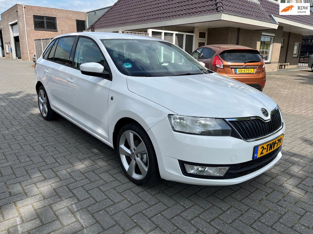 Skoda Rapid Spaceback 1.2 TSI Greentech Ambition Businessline Pro Navi Trekhaak