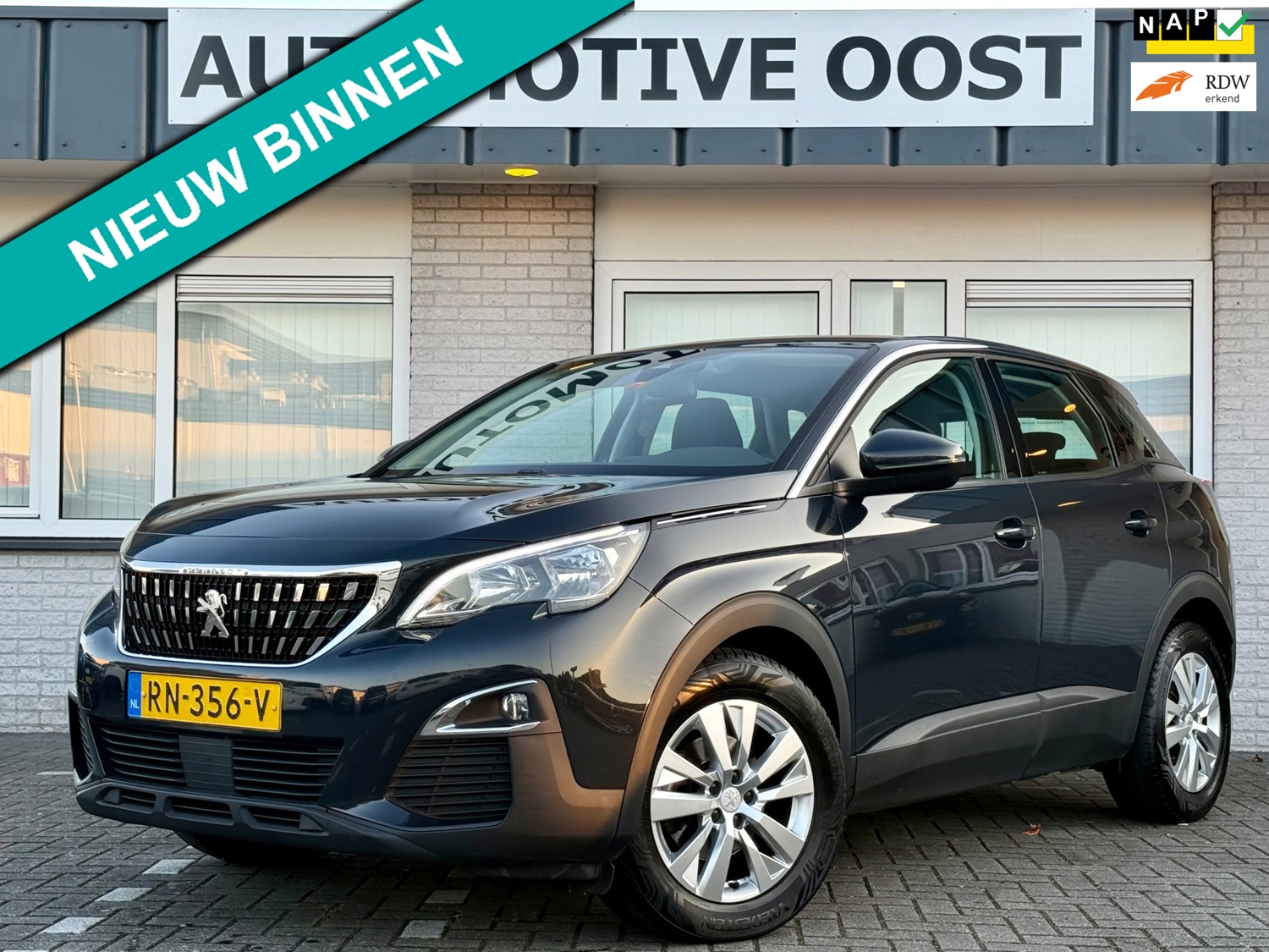 Peugeot 3008 1.2 131pk PureTech 2018|Navigatie| Trekhaak!