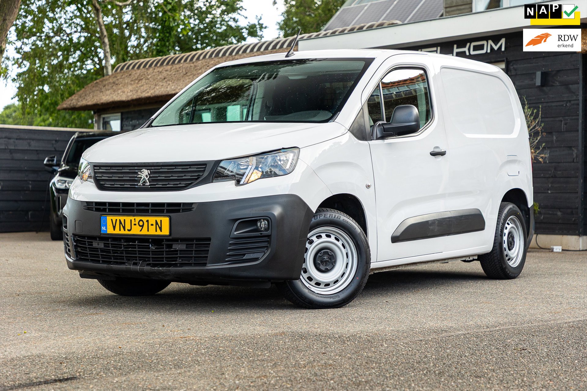 Peugeot Partner 1.5 BlueHDI Premium Kasteninrichting I Airco I Cruise I Apple I Android I Parkeersensoren