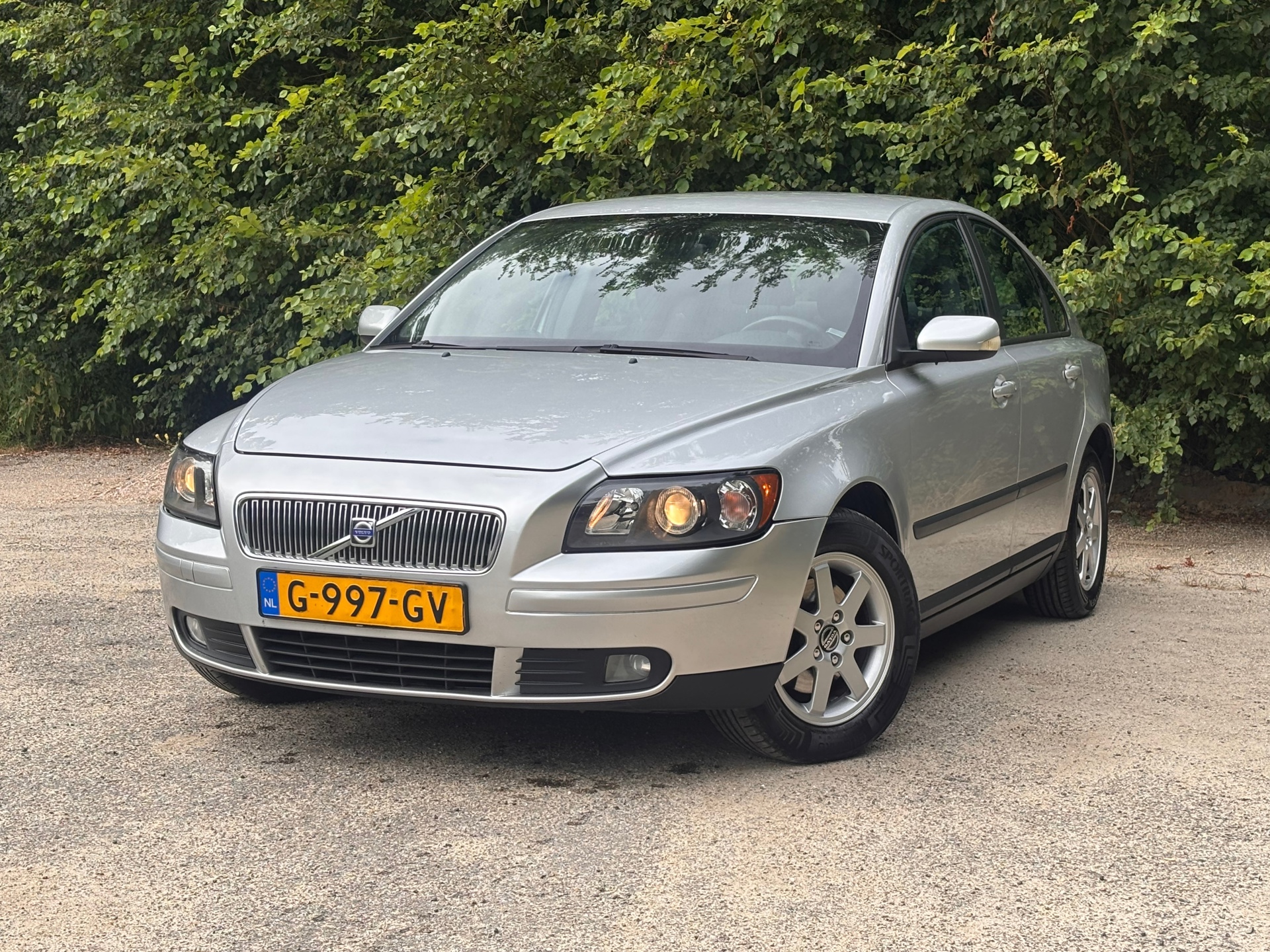 Volvo S40 1.8 | " 143.000 " KM + Cruise control Nu € 3.950,- !!!