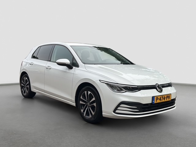 Volkswagen Golf 1.5 TSI | Navi | Apple Carplay/ Android Auto | PDC | Stoelverwarming| Stuurverwarming |