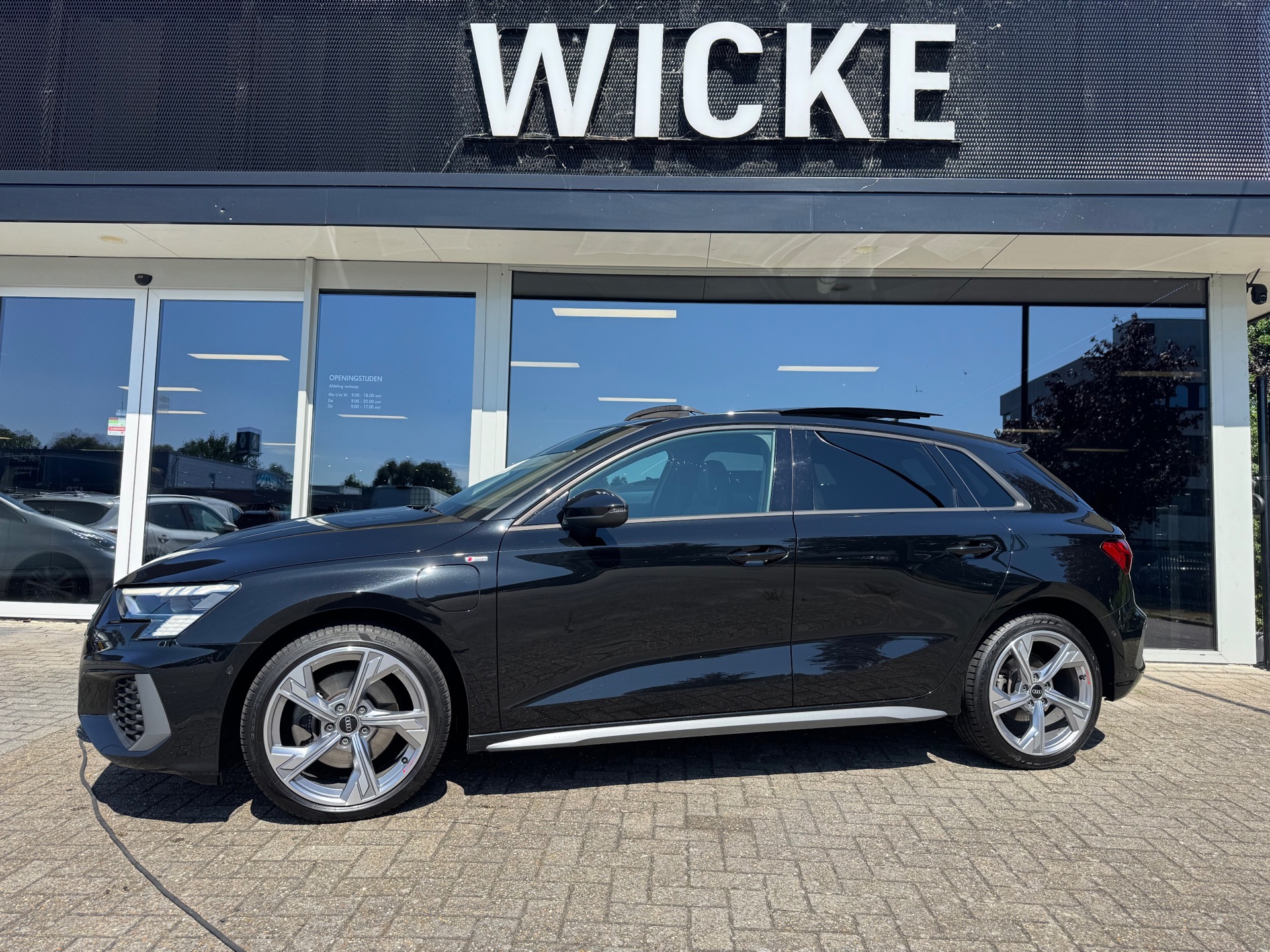 Audi A3 Sportback 40 TFSI e 3X S Line Pano Leder Massage Elektr stoelen
