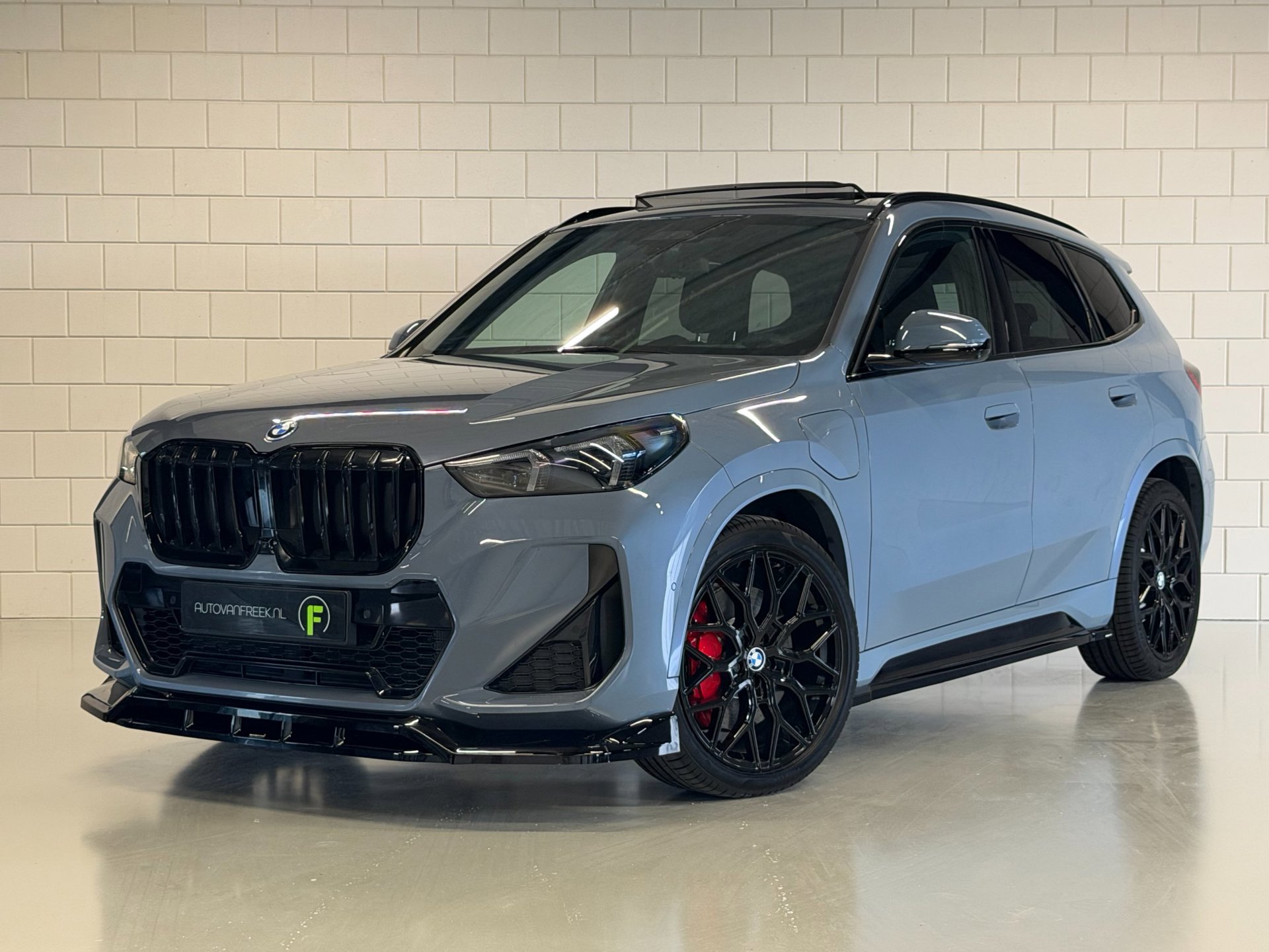 BMW X1 xDrive30e High Executive M Sport Pro | PANO | HARMAN KARDON | DRIVE PRO | PARK PRO | HEAD-UP | 20 INCH | FABRIEKSGARANTIE