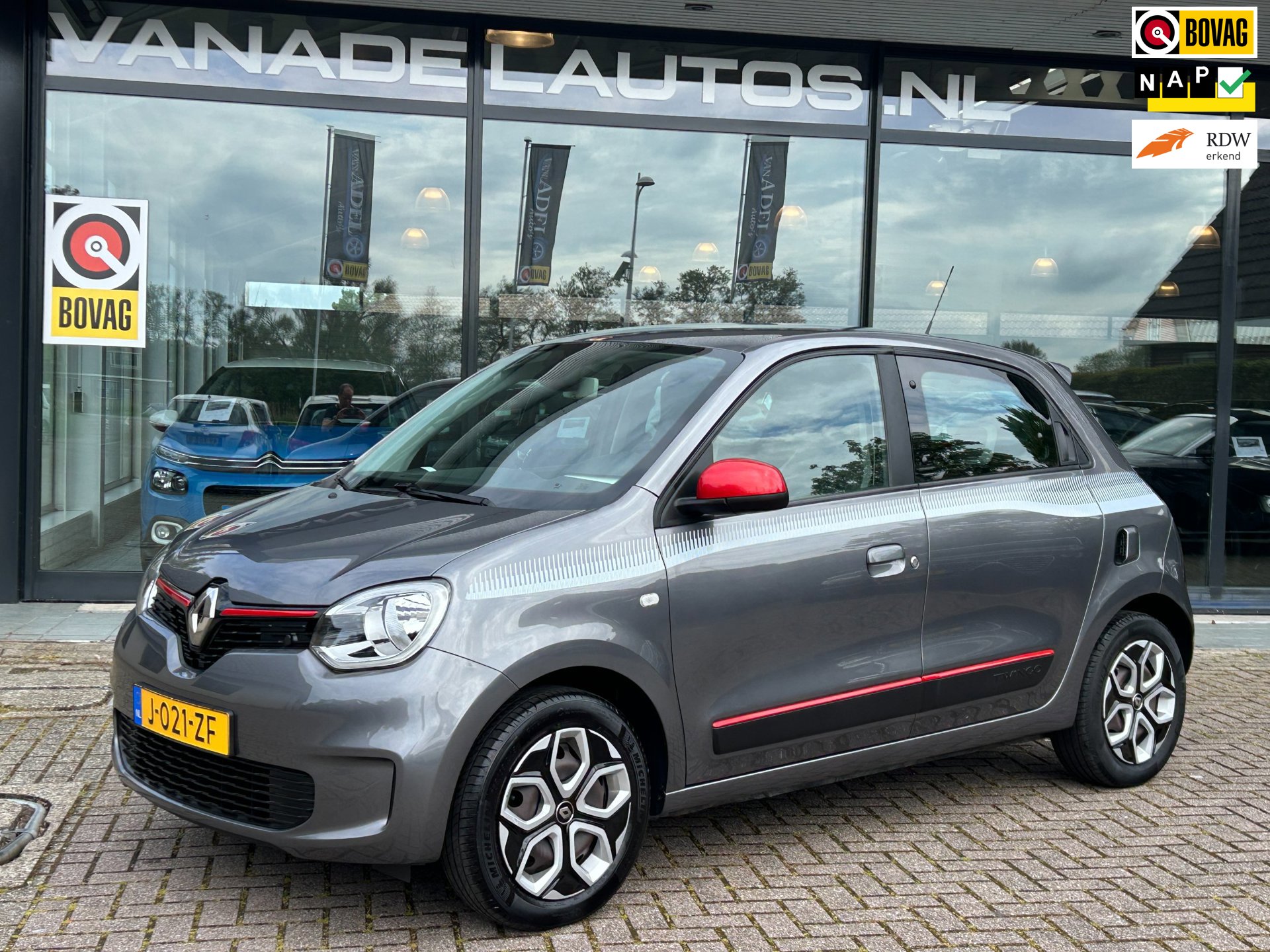 Renault Twingo 1.0 SCe Collection 70d-KM! Airco Cruise NL-Auto NAP Dealeronderhouden!
