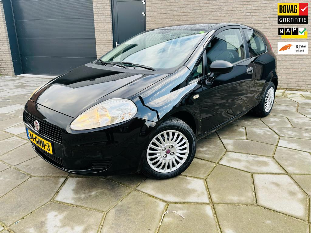 Fiat Grande Punto 1.2 Active| 3 Drs| Airco| 4 x All-Season |Nieuwe APK en net onderhoud gehad