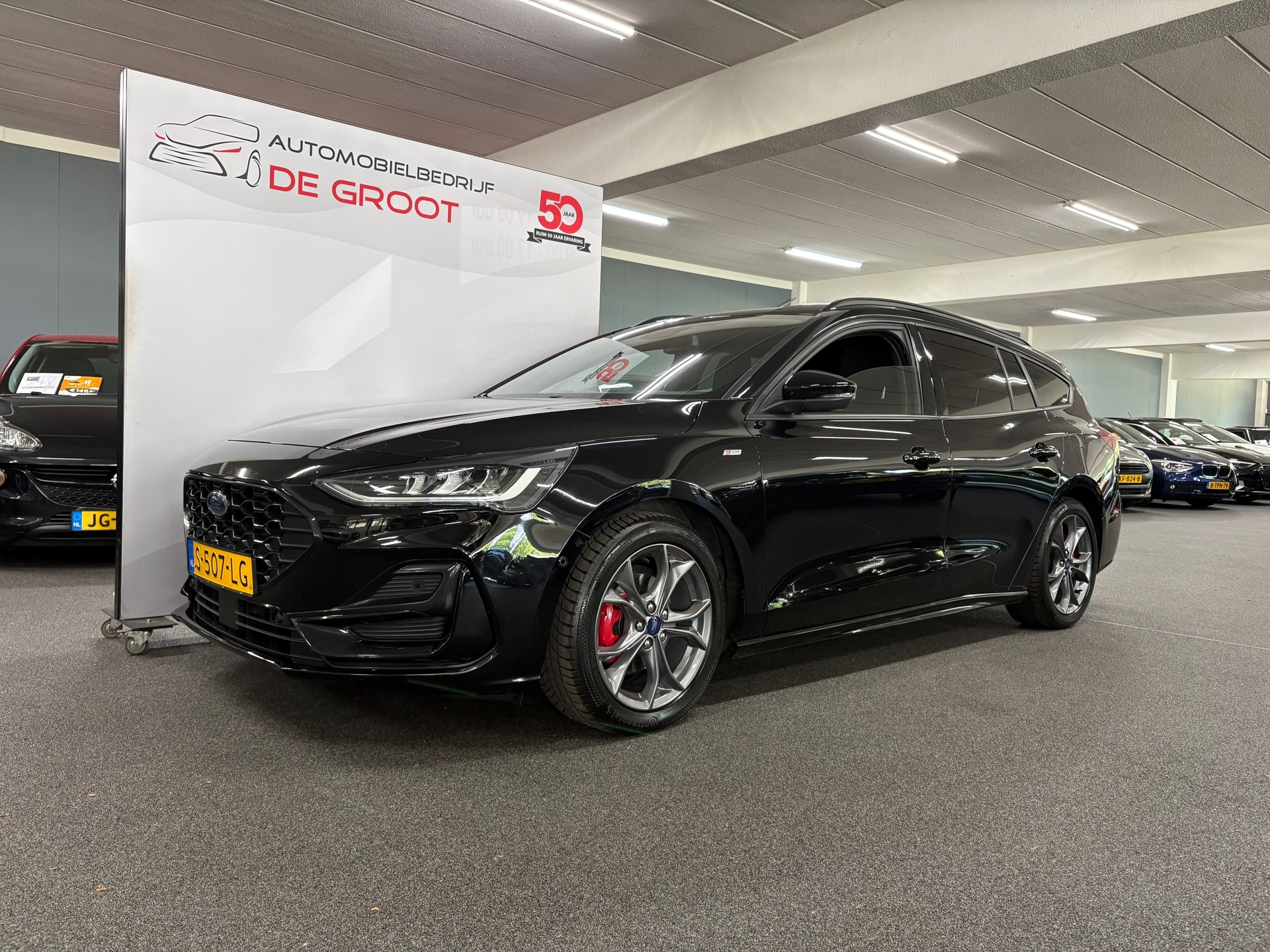 Ford Focus Wagon 1.0 EcoBoost Hybrid ST Line Style/ NL auto/ Achteruitrijcamera/ Sensoren