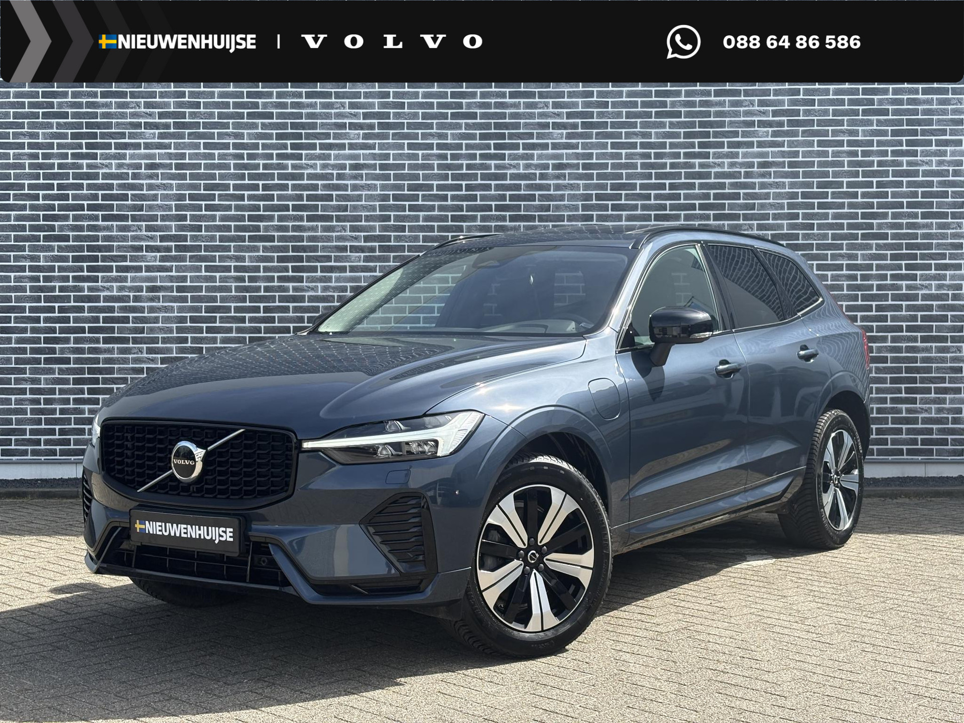 Volvo XC60 2.0 T6 Plug-in Hybrid AWD Plus Dark