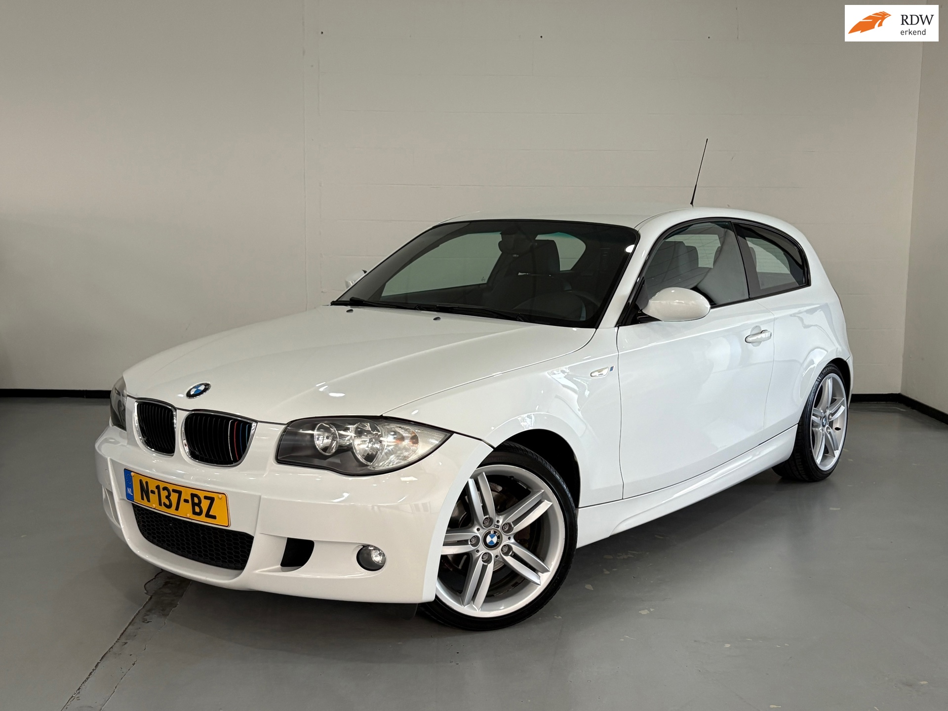 BMW 1-serie 116i Introduction