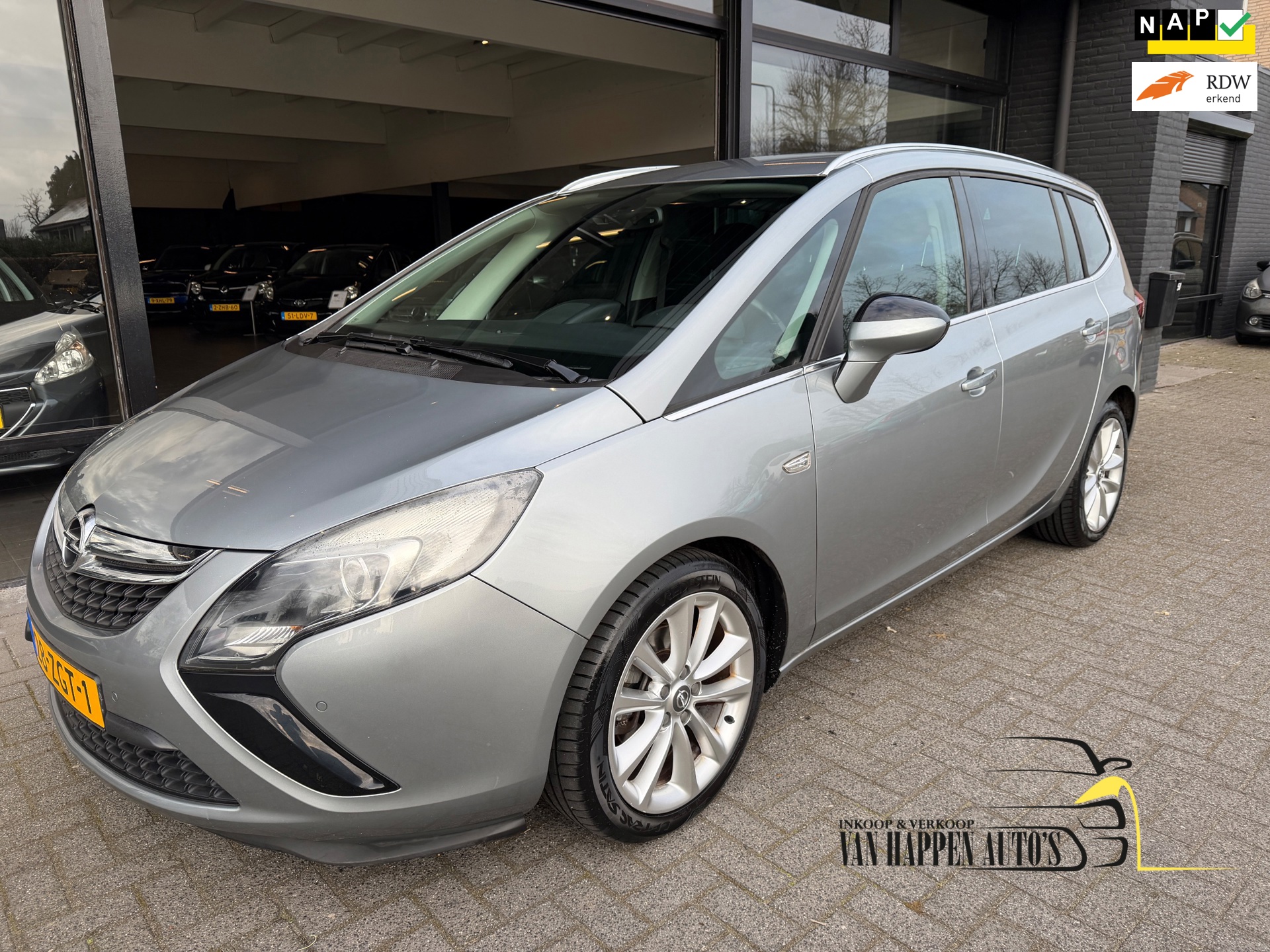 Opel Zafira Tourer 1.4 Cosmo / apk 4-2027