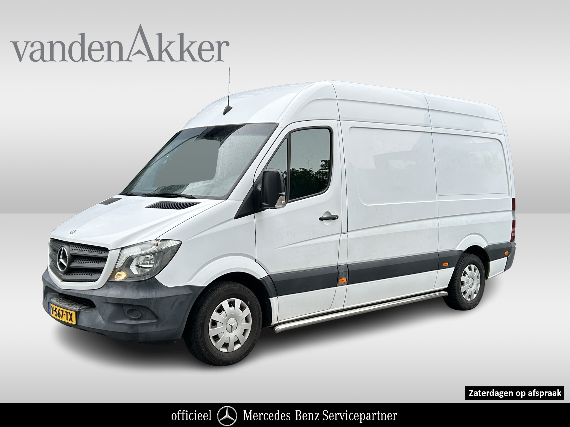 Sprinter 313 2.2 CDI 130 pk L2H2 · Bijrijdersbank · Airco · Betimmering · Achter opstap · Bluetooth / Radio