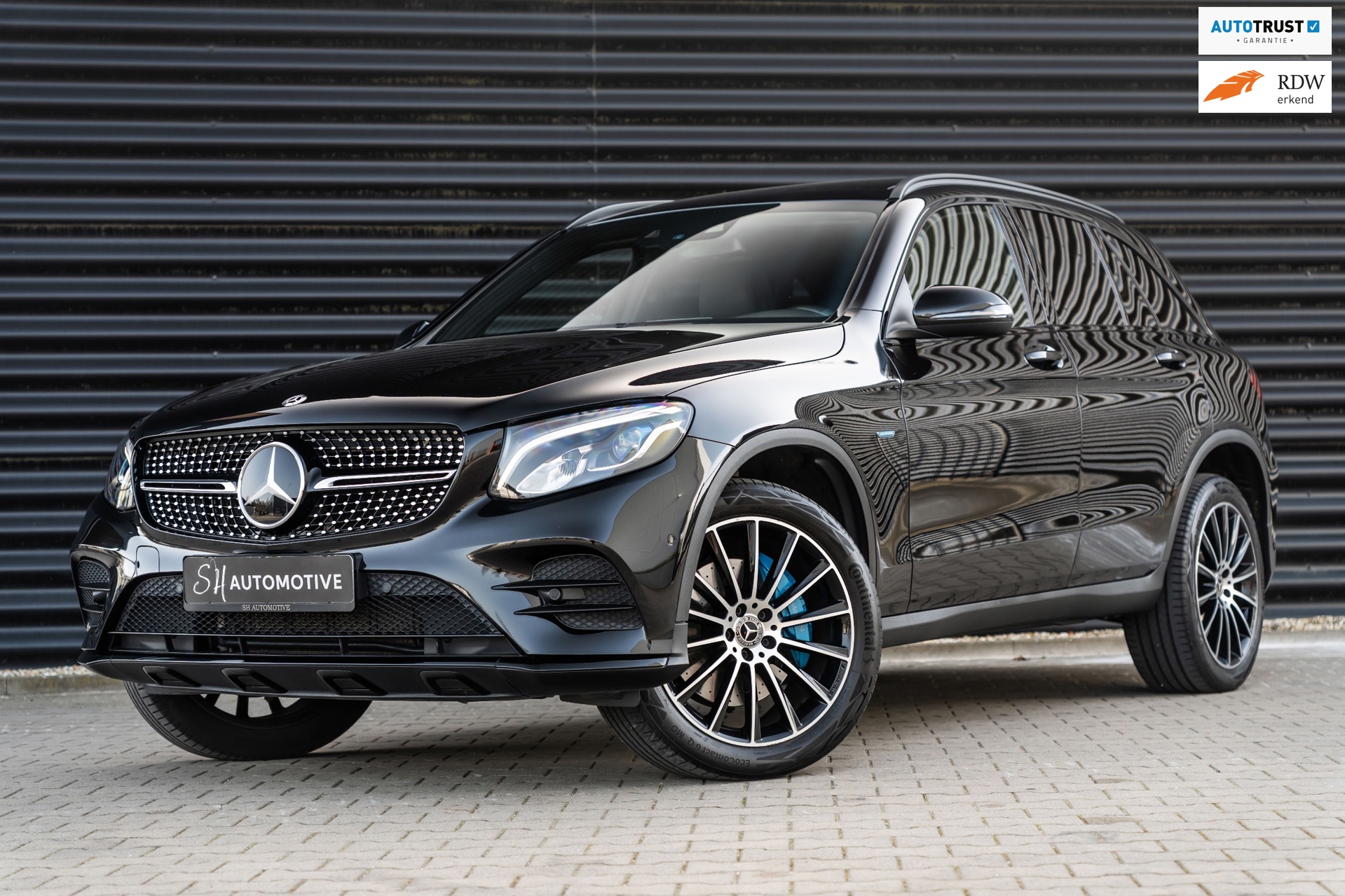 Mercedes-Benz GLC-klasse 350e 4MATIC AMG / PANO / MEMORY / BURMESTER / CARPLAY