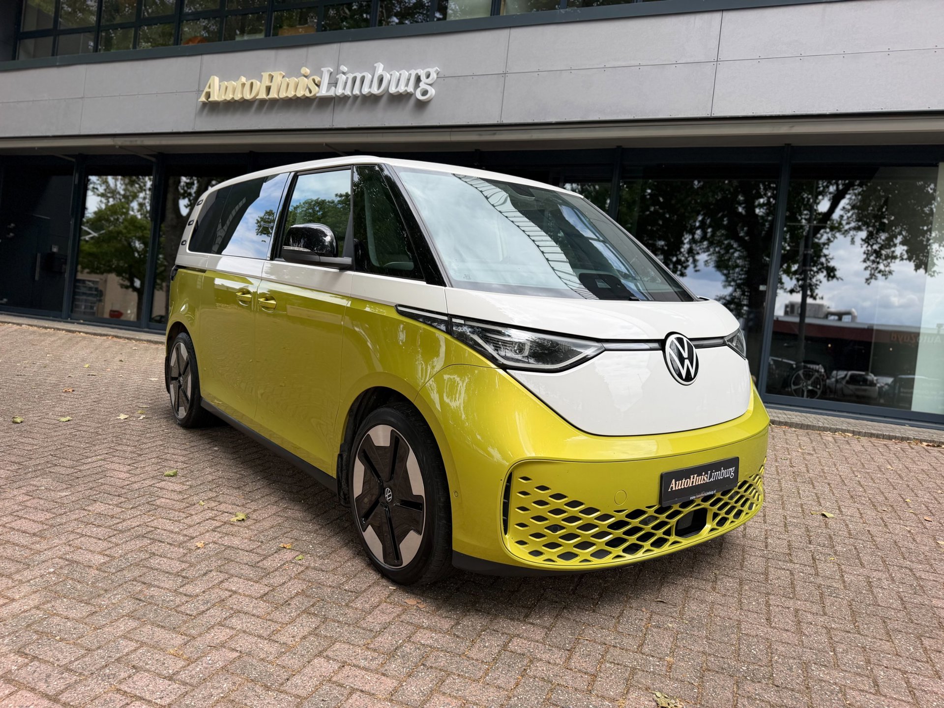 Volkswagen ID. Buzz 1st 77kWh|Camera|Nav|Nieuwstaat|Trekhaak