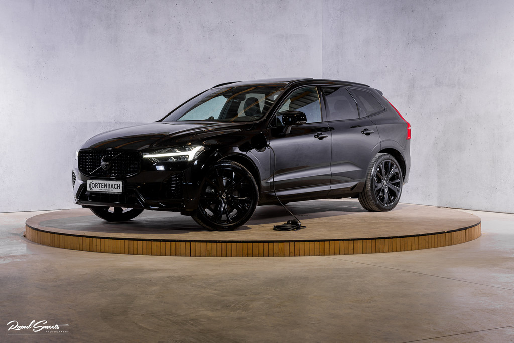 Volvo XC60 2.0 T6 Plug-in hybrid AWD Ultra Black Edition long Range