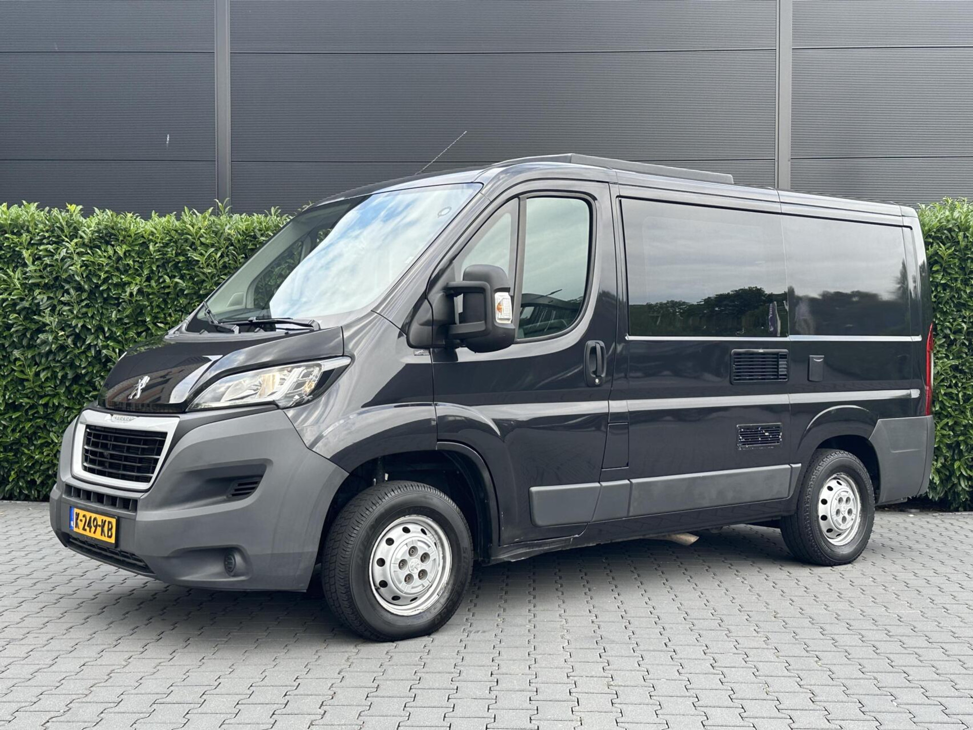 Peugeot