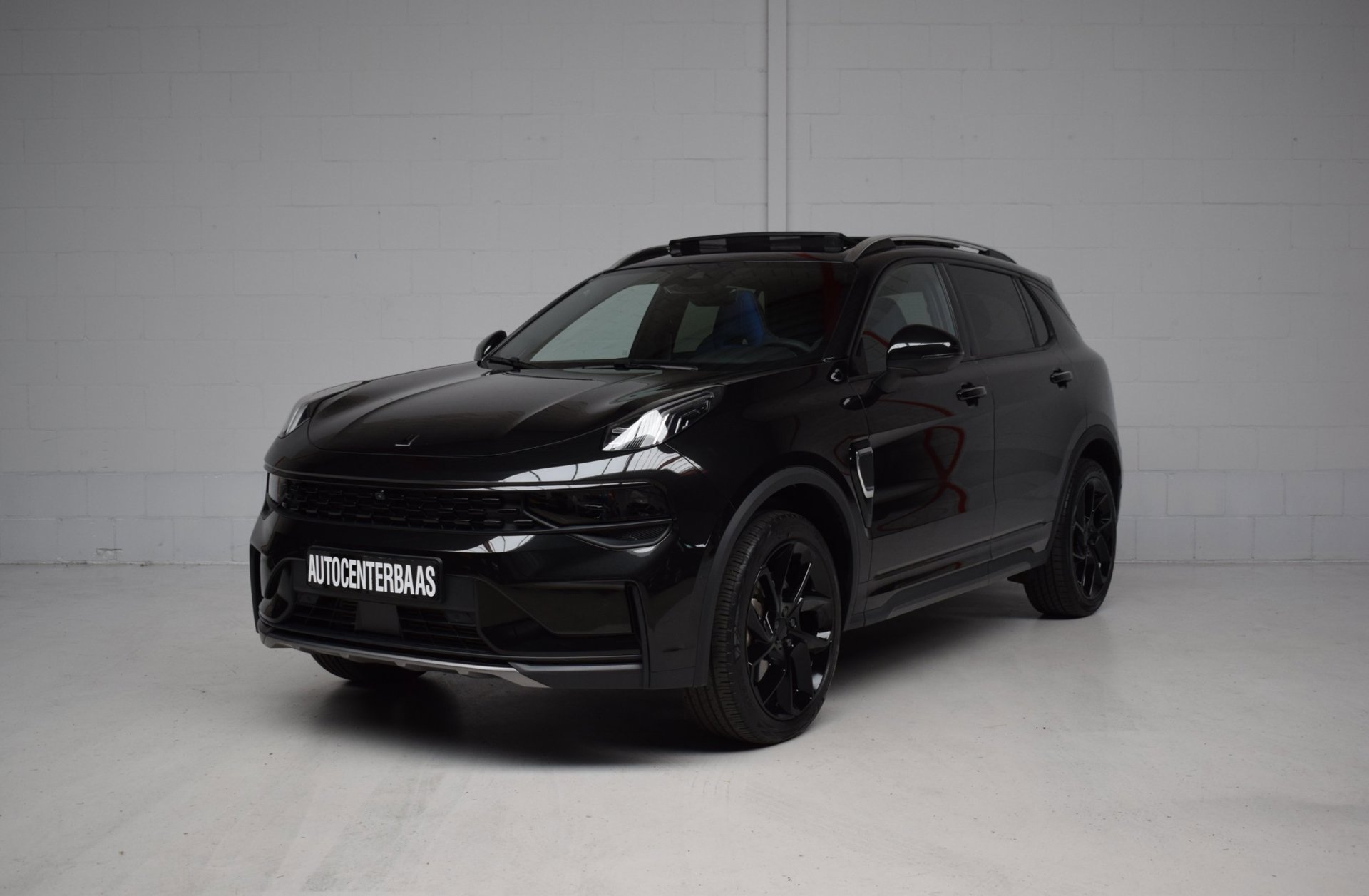 Lynk & Co 01 1.5 PHEV ZWARTE HEMEL / BLACK-EDITION / VIRTUAL / 360 CAMERA / INFINITY GELUID / PANORAMADAK / ADAPT.CRUISE / 20INCH