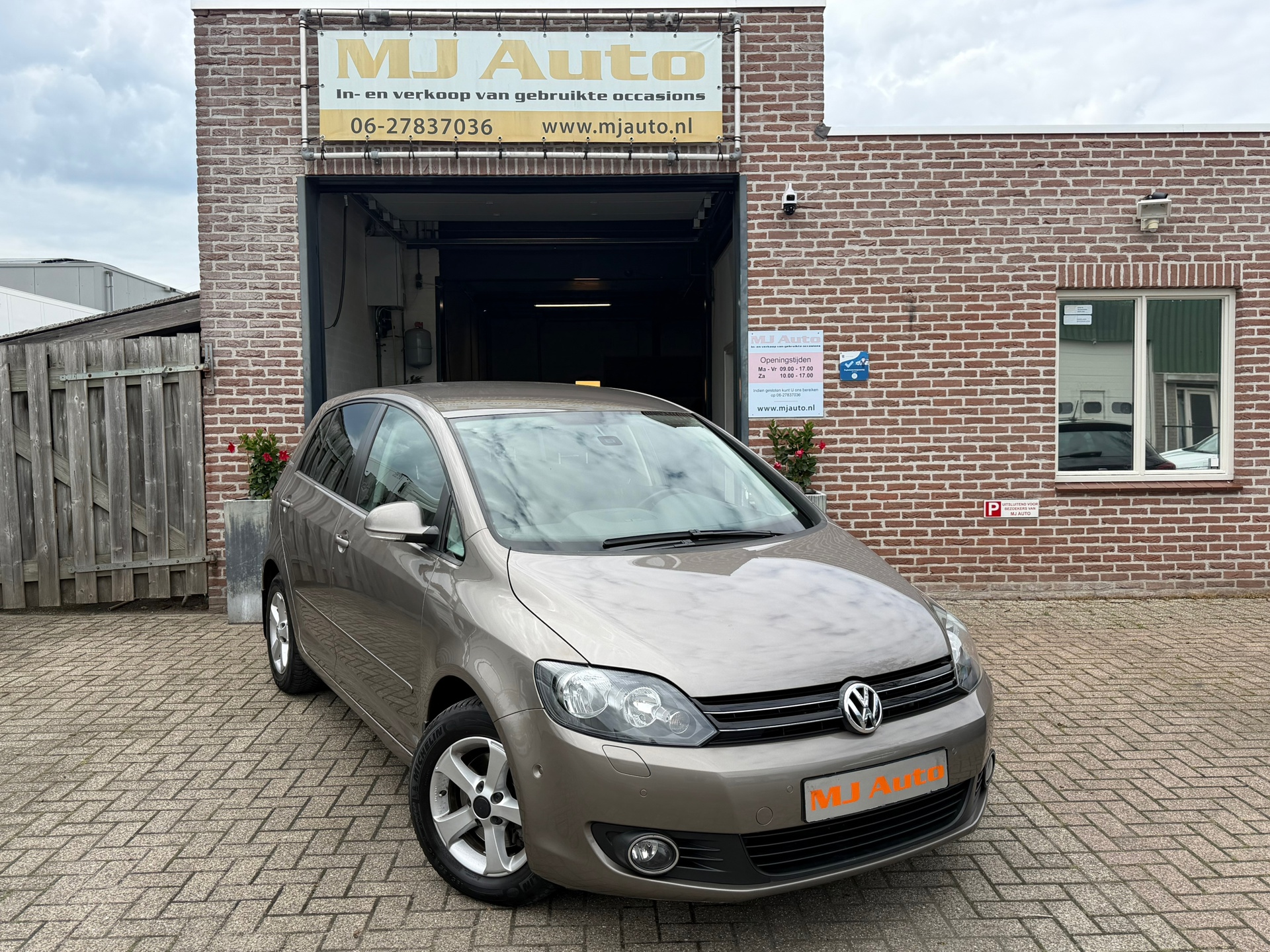 Volkswagen Golf Plus 1.4 TSI Highline airco stoelverwarming cruise control