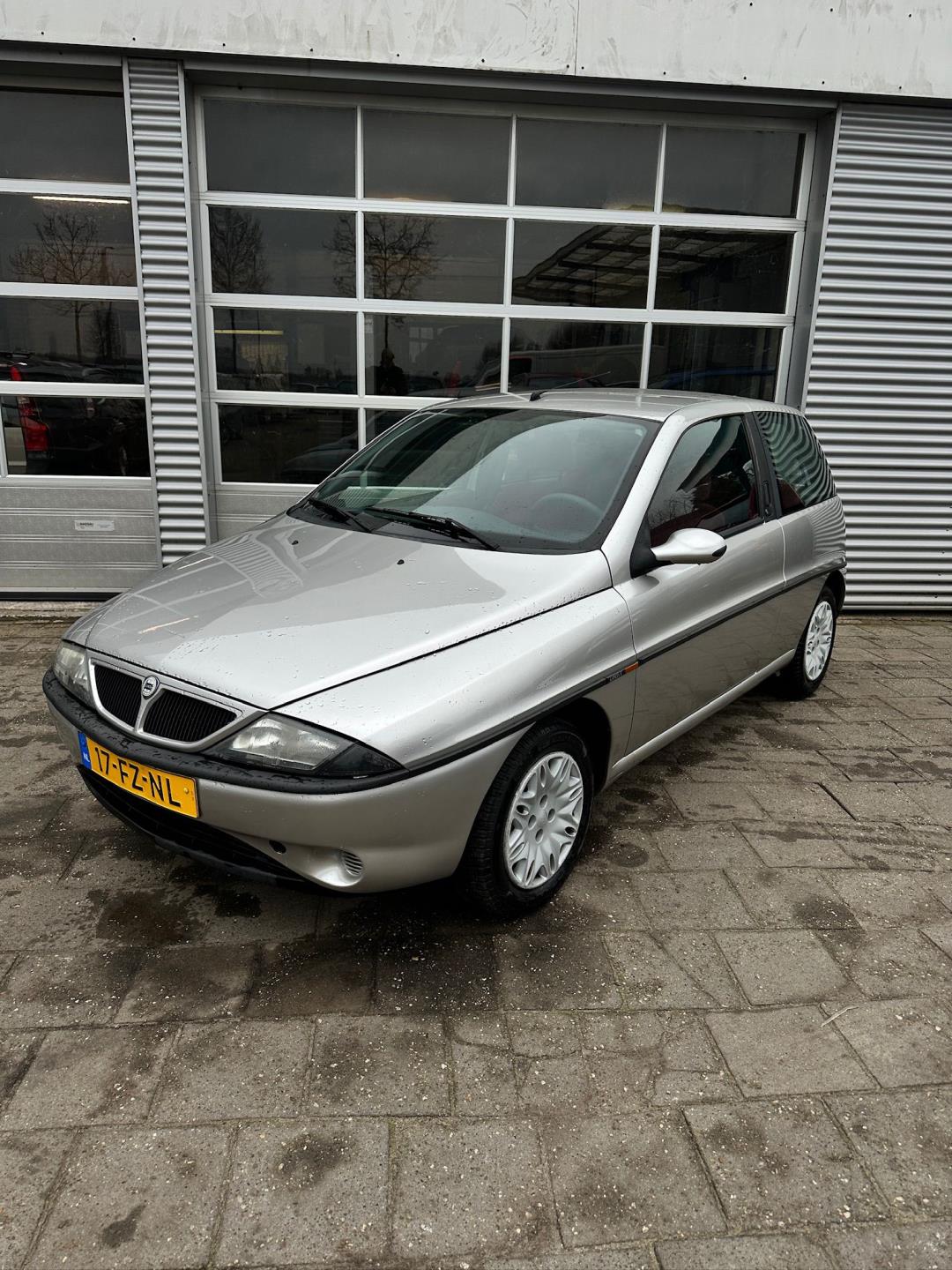 Lancia Ypsilon 1.2 APK 2-2027 Inruil Mogelijk.