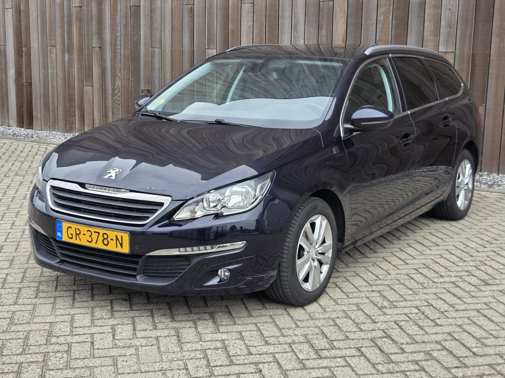 Peugeot 308 SW 1.6 BlueHDI Blue Lease Executive Pack