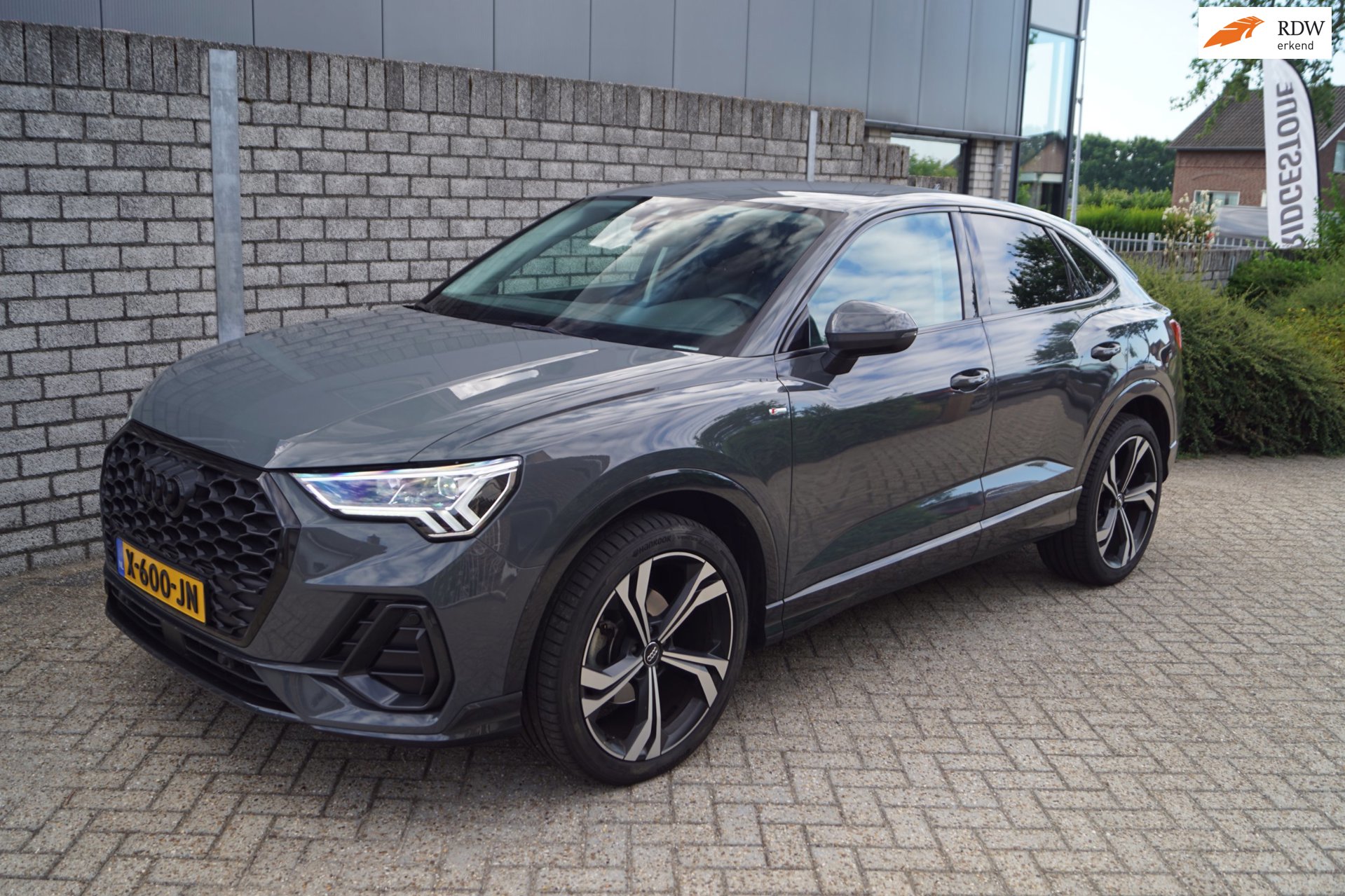 Audi Q3 Sportback 35 TFSI Advanced Edition Autom Sportst Stoelverw Navi Camera Clima Adaptieve Cruise 2x PDC LMV 20 ENZ.