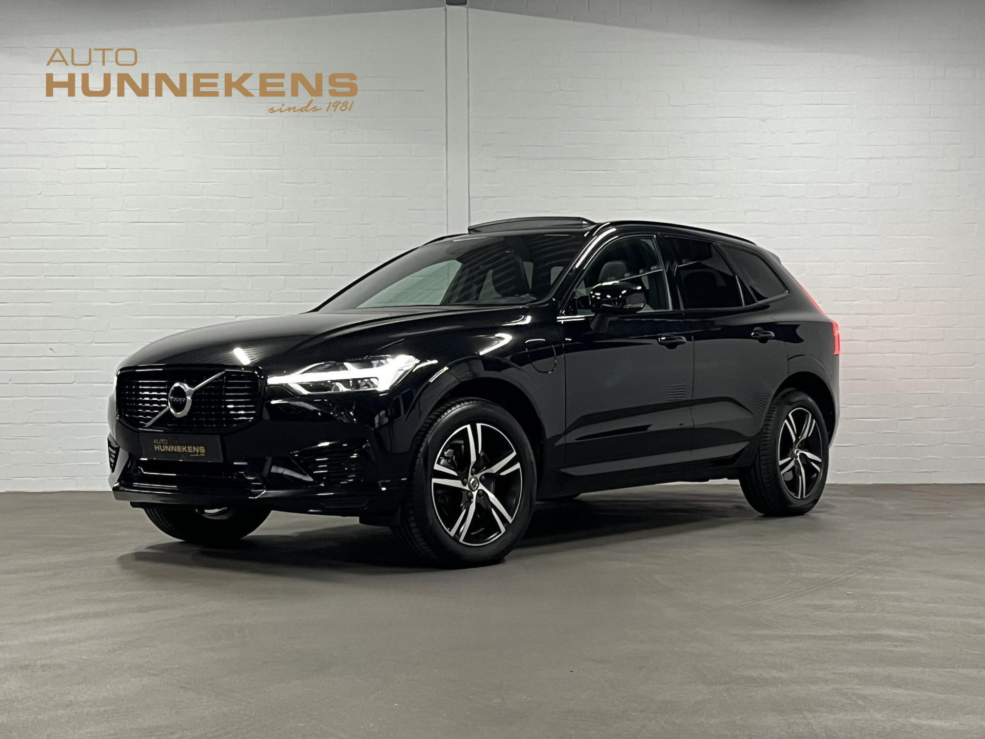 Volvo XC60 2.0 Recharge T6 AWD R-Design