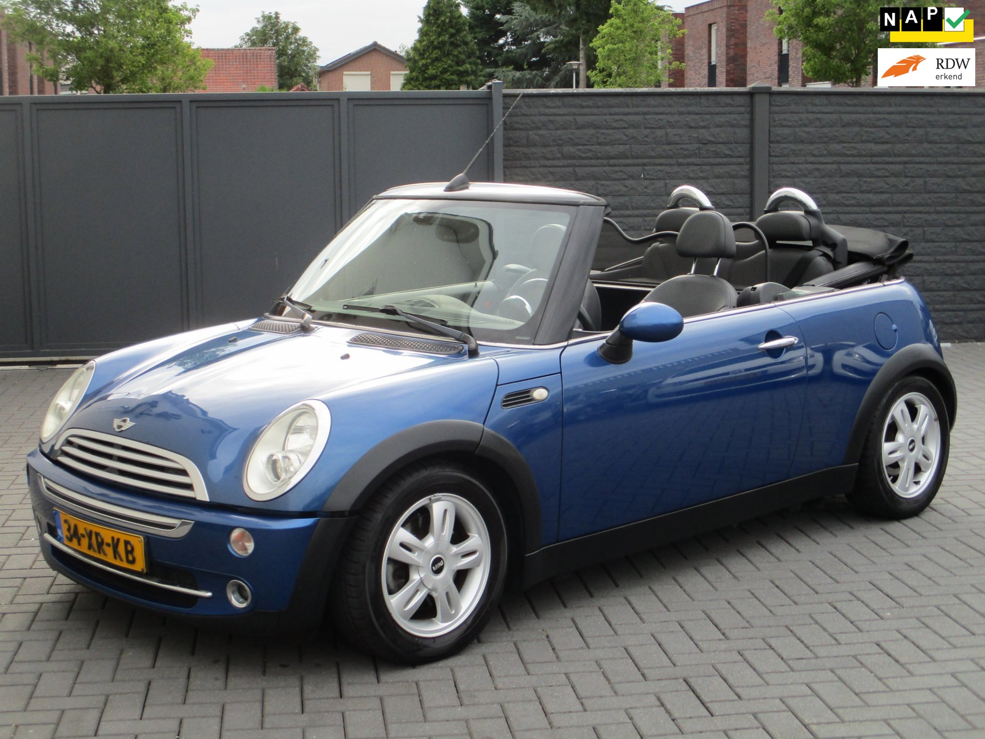 Mini Cabrio 1.6 Cooper Chili Leer Airco Pdc Org NL !!