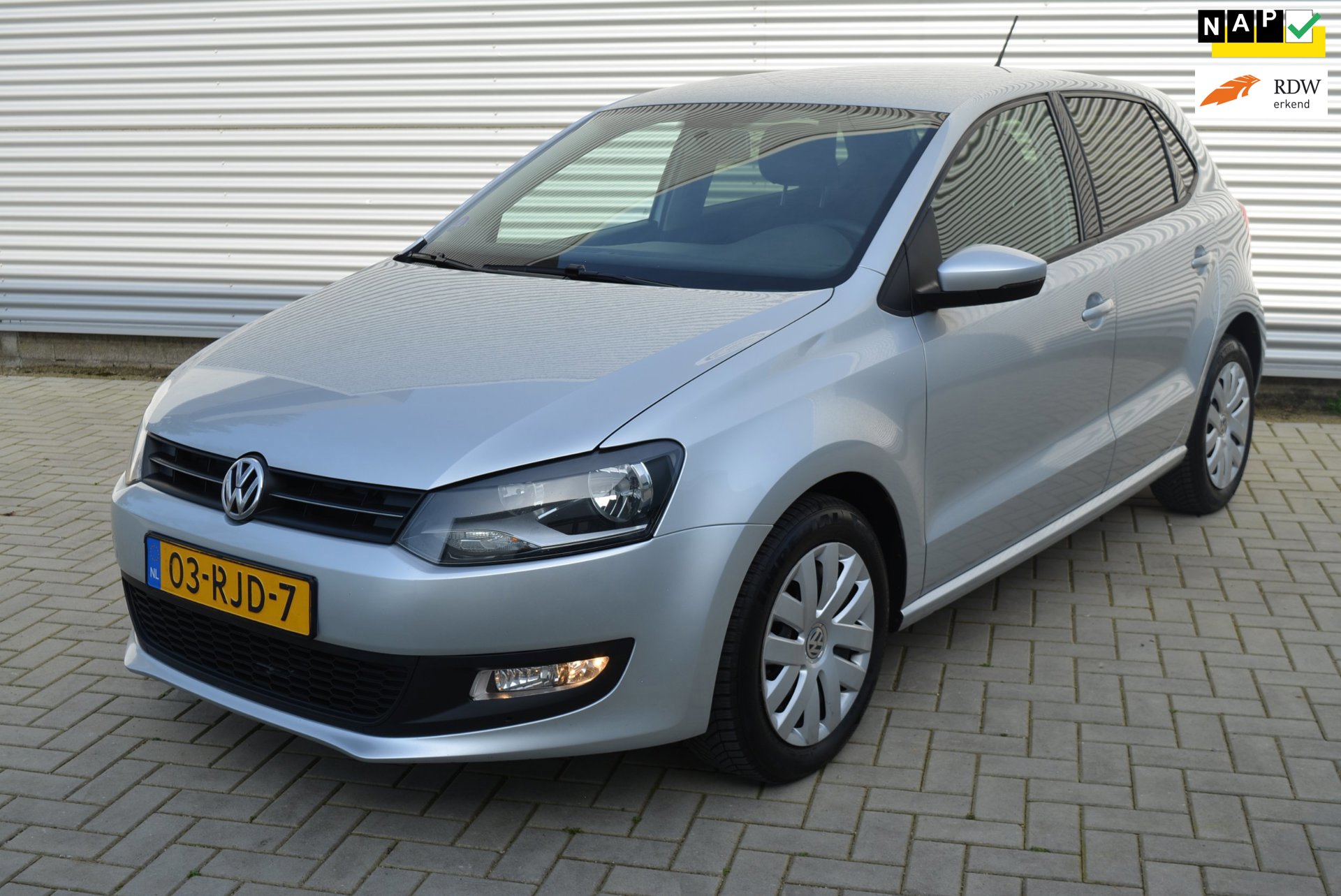 Volkswagen Polo 1.4-16V Comfortline | 5 Drs | Navigatie | Cruise | Airco | Trekhaak.