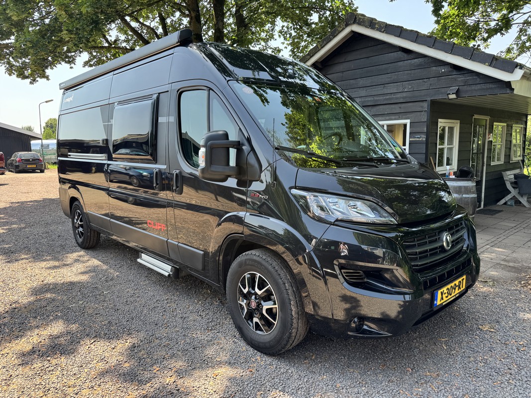 Carado Capron CVE 601 Sunlight Cliff 601 Adventure Edition Door dubbel stapelbed (uitneembaar), ook ideaal voor gezinnen!