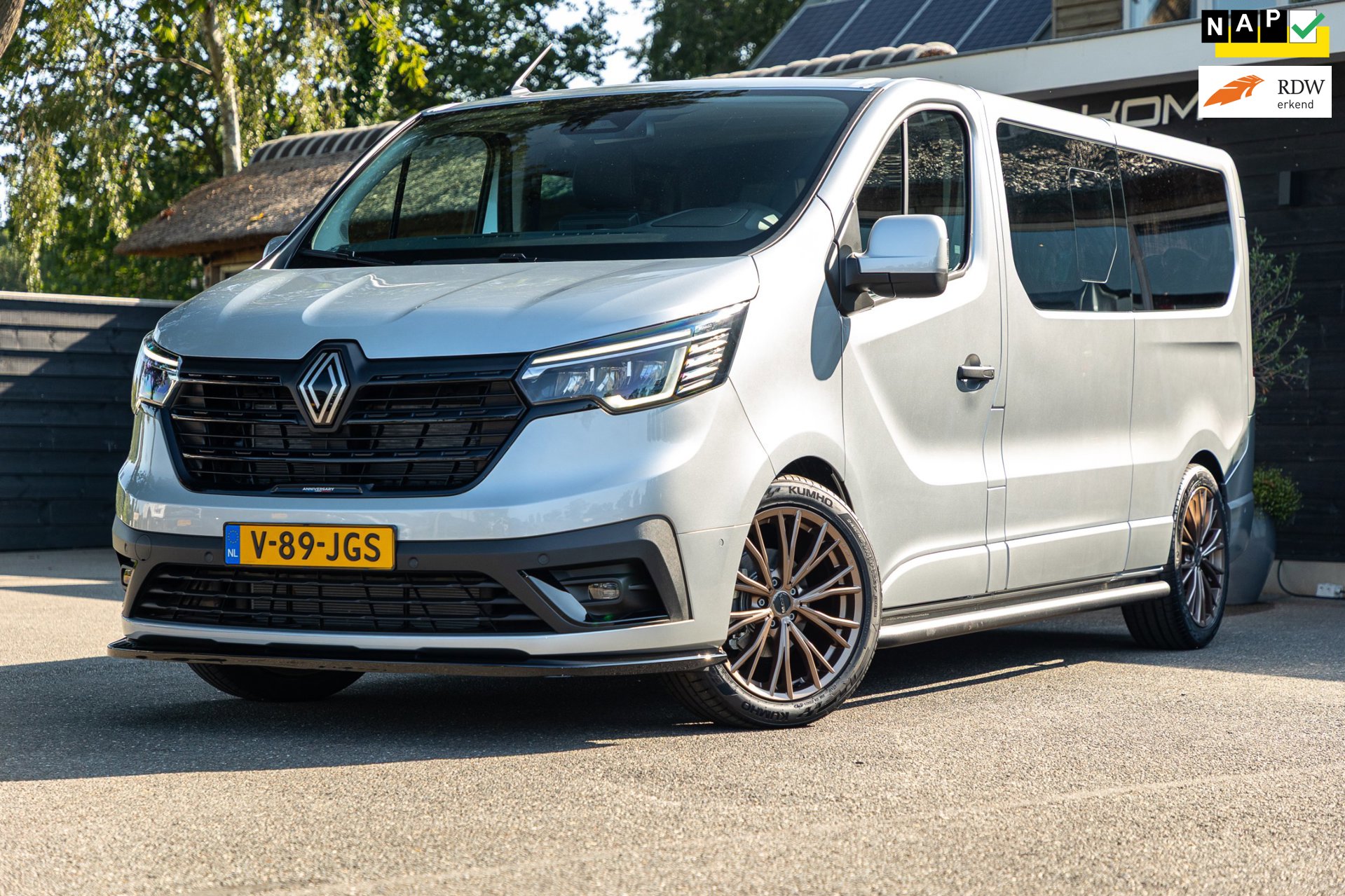 Renault TRAFIC 2.0 Blue dCi EDC 170 T29 L2H1 Extra Dubbele Cabine I Automaat I 19 Inch I Spoilerset I Trekhaak I Camera I Nieuw