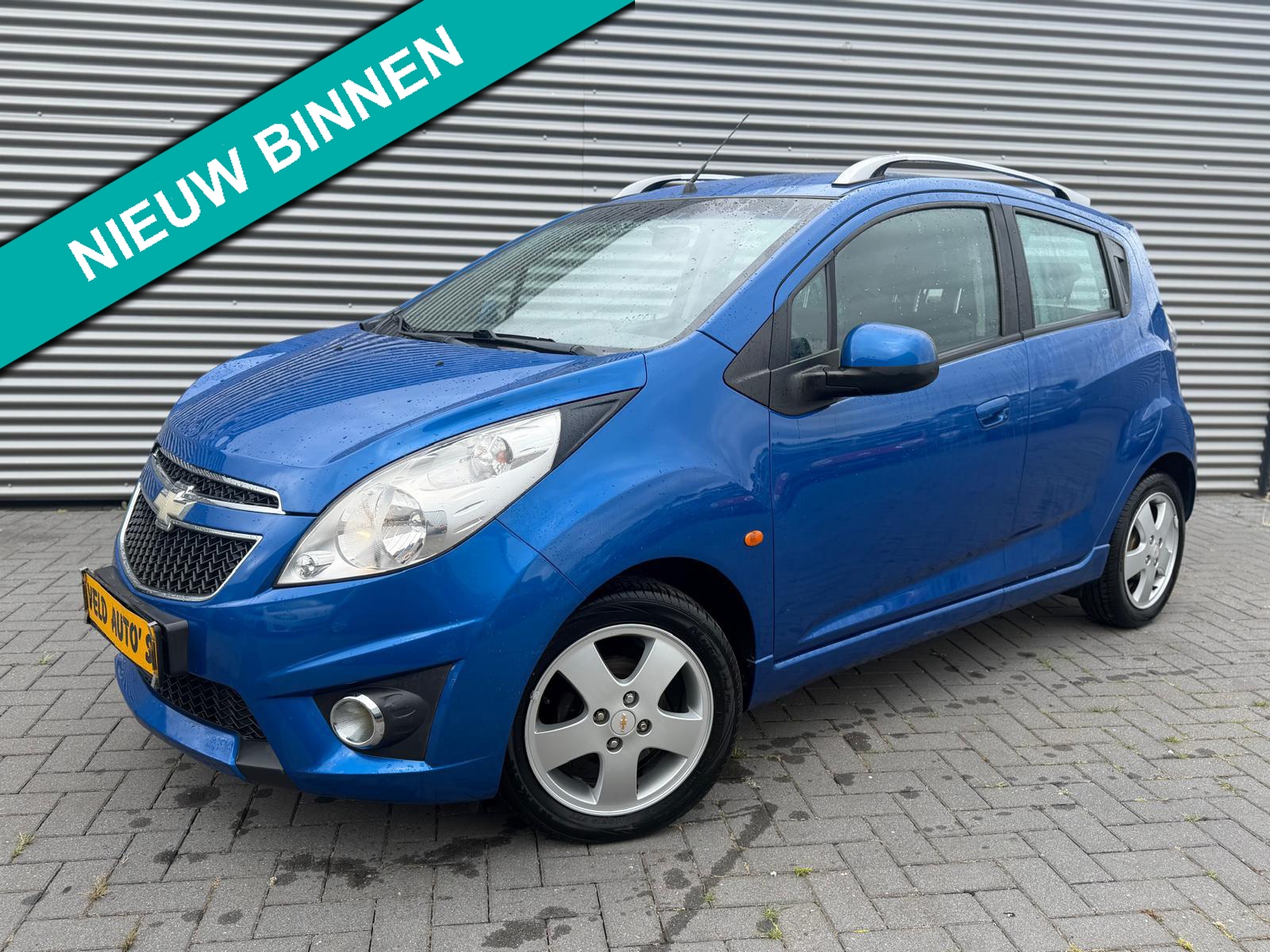 Chevrolet Spark 1.2 16V LT PDC / NAVI / STOEL VERWARMING / NIEUWE APK!