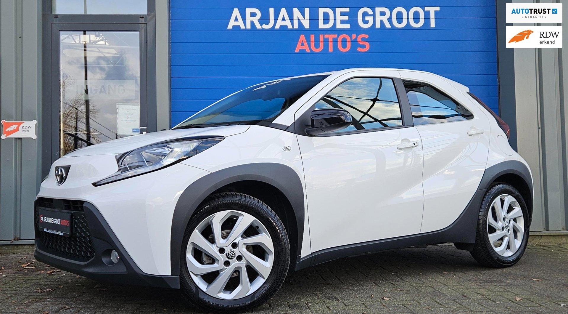 Toyota Aygo X 1.0 AUTOMAAT Acc Clima Carplay® 17" LM Keyless