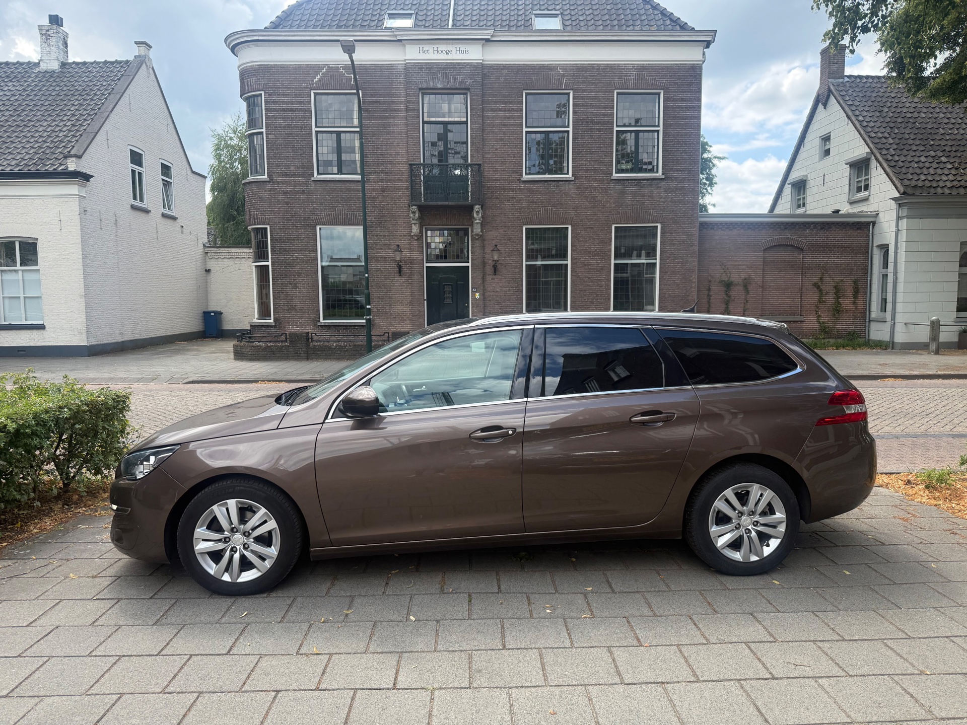 Peugeot 308 SW 1.2 e-THP Blue Lease Executive AUTOMAAT EERSTE EIGENAAR DEALER ONDERHOUDEN