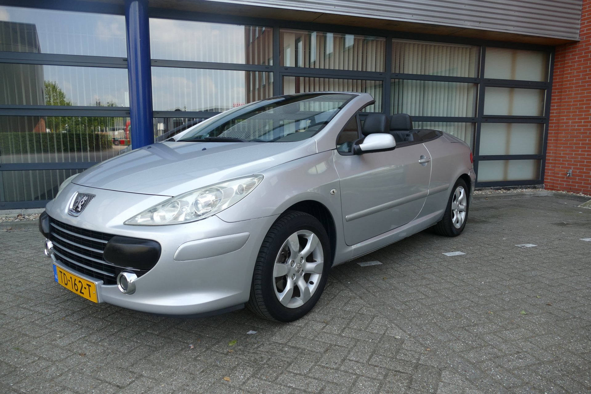 Peugeot 307 CC 1.6-16V Climate control Apk 23-03-2027