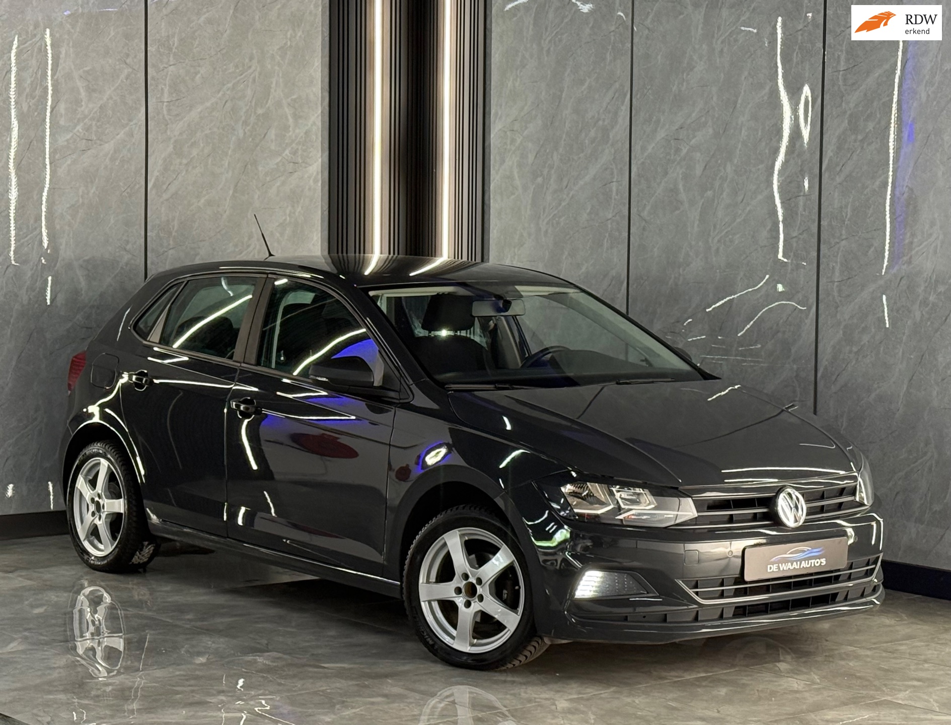 Volkswagen Polo 1.0 MPI Comfortline Business |1e Eignr|Navi|Cruise|Parkpilot|LED|Airco|Boekjes