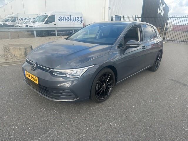 Volkswagen Golf 1.5 eTSI R-Line