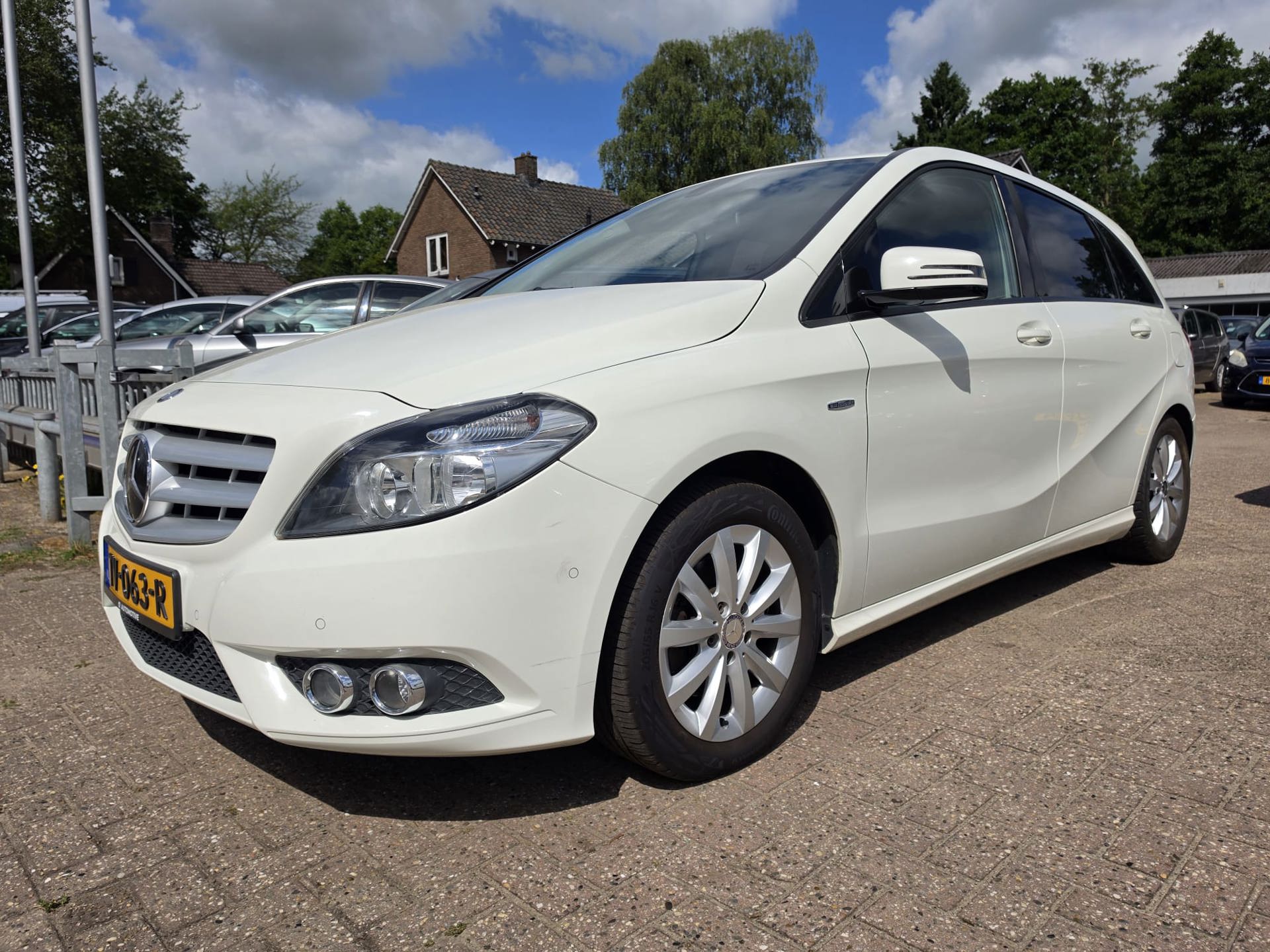 Mercedes-Benz B-klasse 200 Ambition