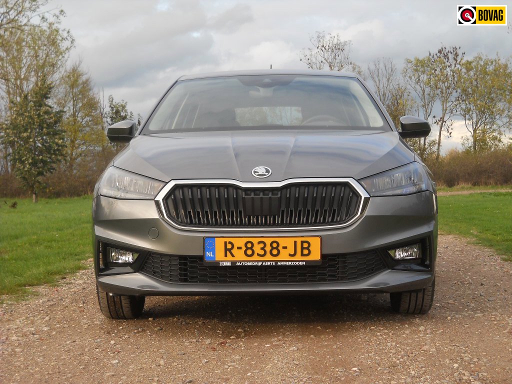 Skoda Fabia 1.0 TSI Business Style Navi full map