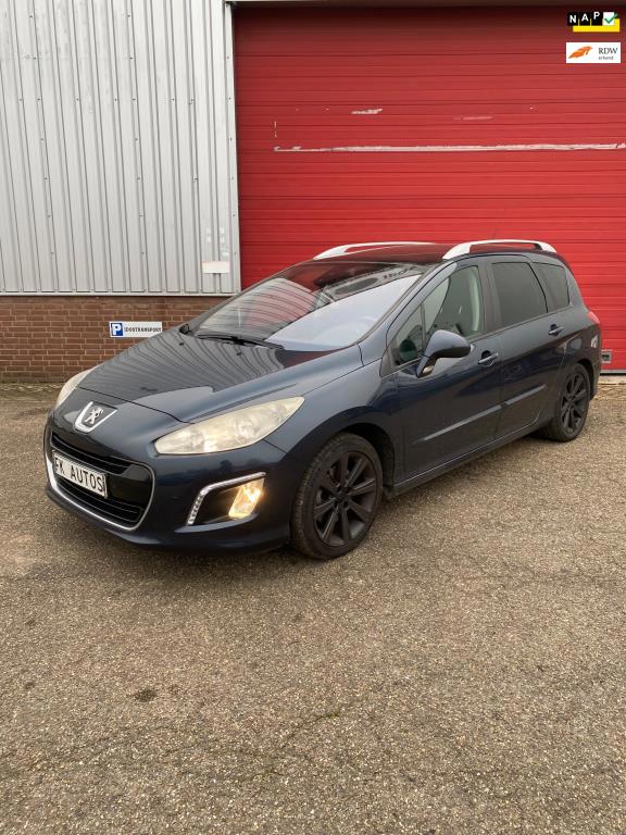 Peugeot 308 SW 1.6 THP Allure 7p full options , recent voor circa 3000,- euro aan vernieuwd ( turbo , bobines , grote beurt enz )