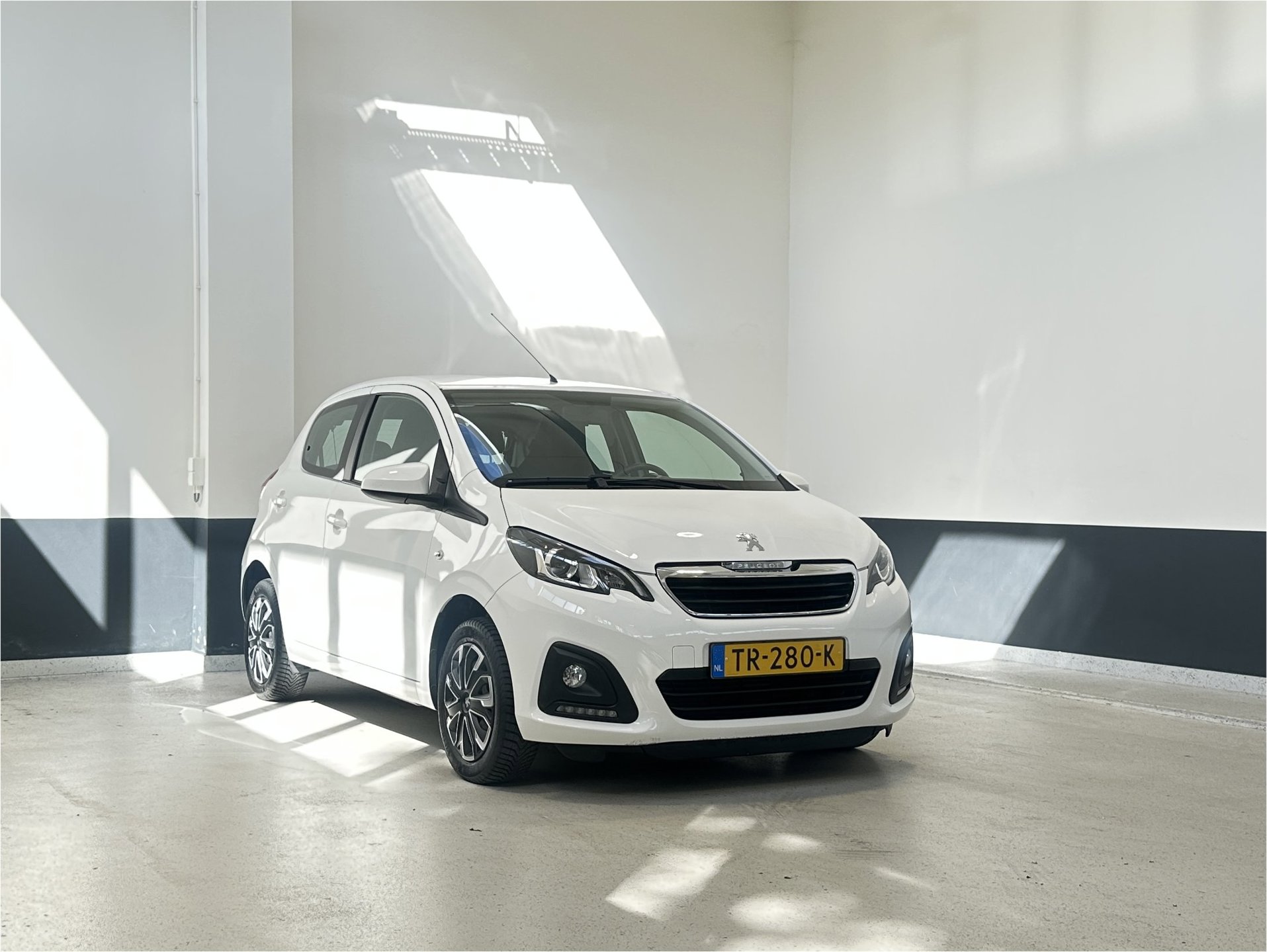 Peugeot 108 1.0 e-VTi Active | Bluetooth | NL | Airco | C.V |