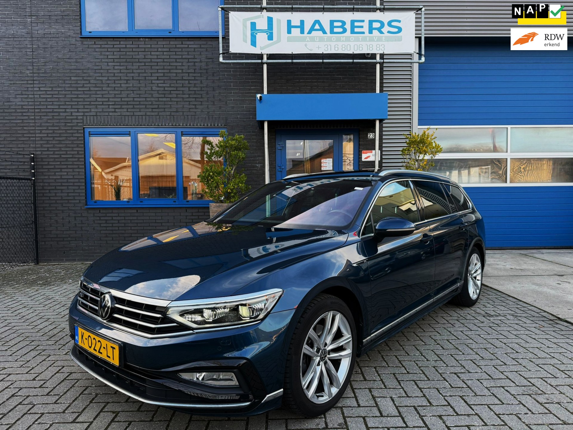Volkswagen Passat Variant 1.5 TSI R-Line Business + 150PK|LaneA|Virtual|AUT|Trekhaak|Apdaptive|Pano|Carplay|Sportstoelen|IQ Light|