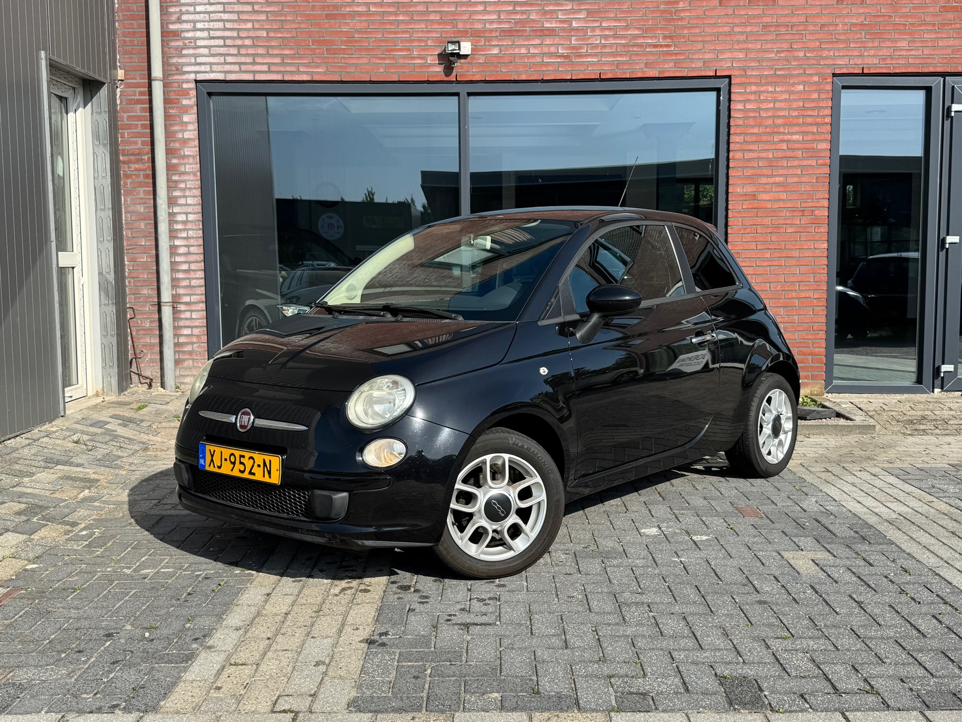 Fiat 500 1.2 Lounge | DB V.V. | 1/2 Leer | Airco | NWE APK |