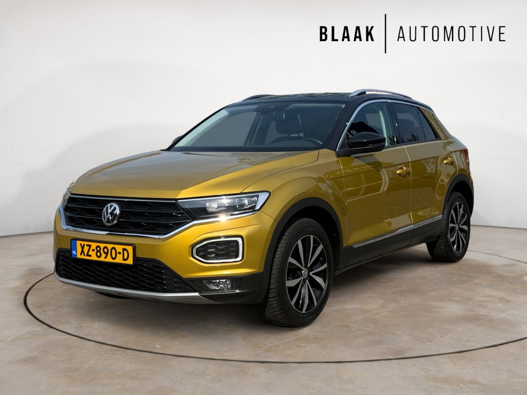 Volkswagen T-Roc 1.5 TSI 150pk Sport Trekhaak | Navigatie | PDC voor en achter