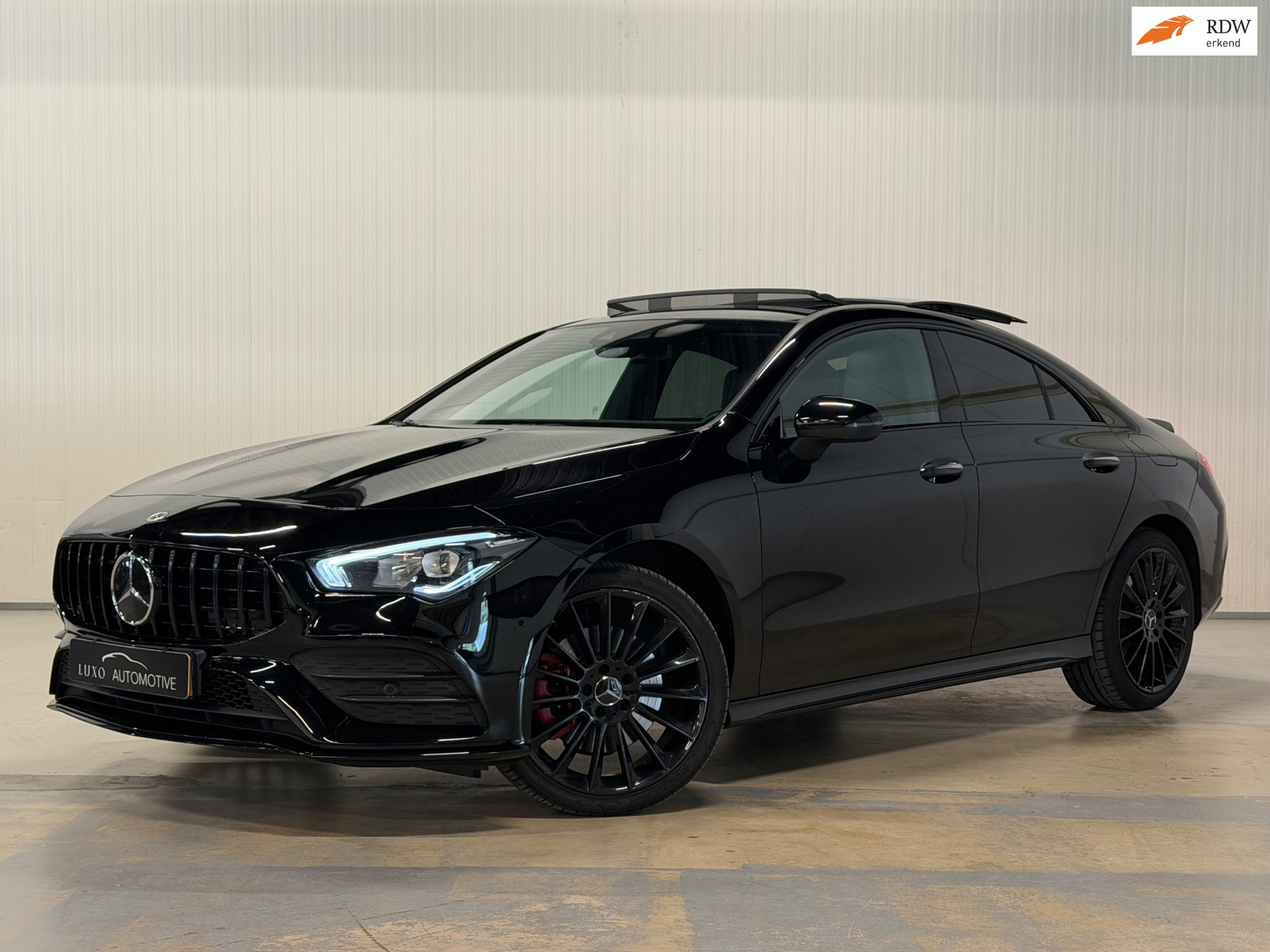 Mercedes-Benz CLA-klasse 250 e | 45S AMG LOOK | PANO | NIGHT | BURMESTER | AMBIANCE