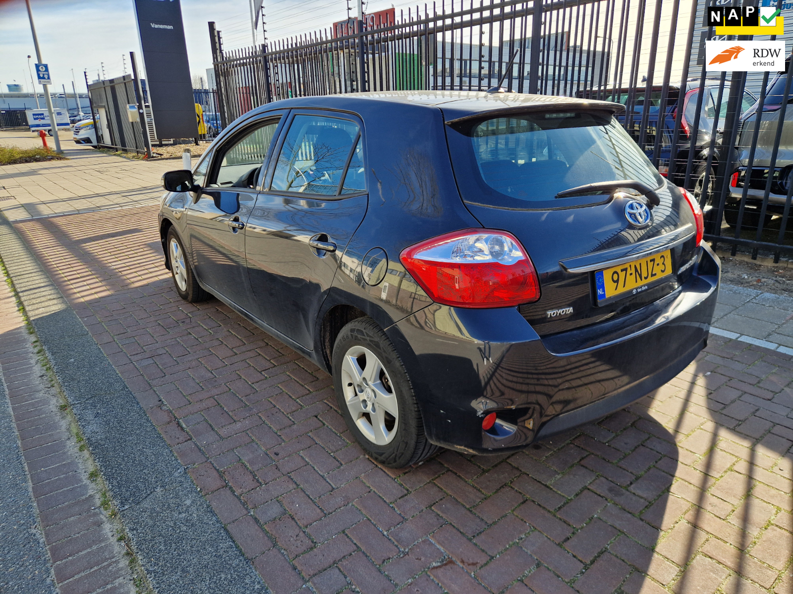 Toyota Auris 1.8 Full Hybrid Aspiration GARANTIE