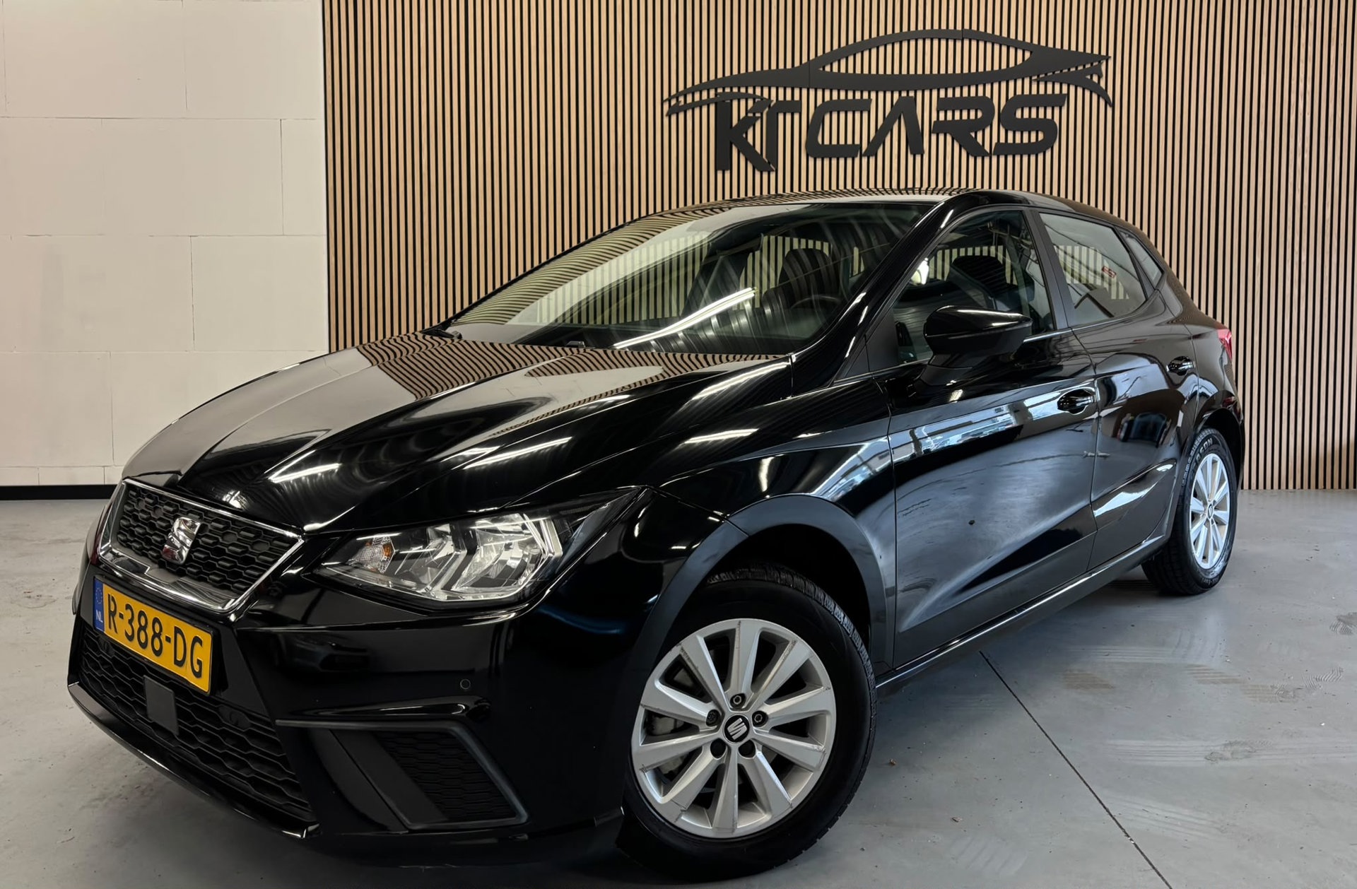 Seat Ibiza 1.0 TSI Style|Automaat|Carplay|Stoelverwarming|Achteruitrijcamera | Airco | LM Velgen